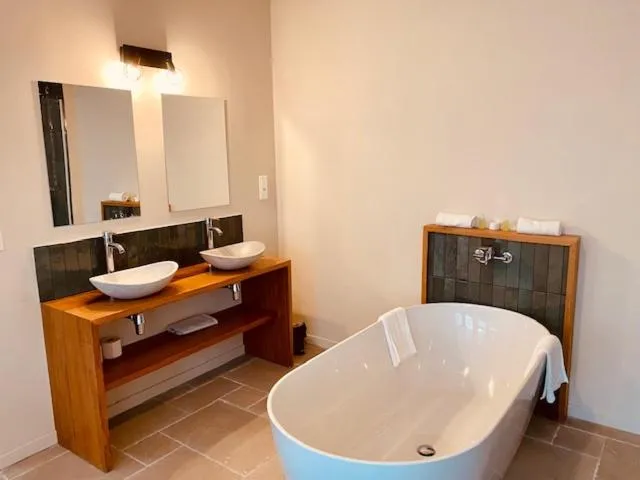 Bathroom in Hôtel Iloma