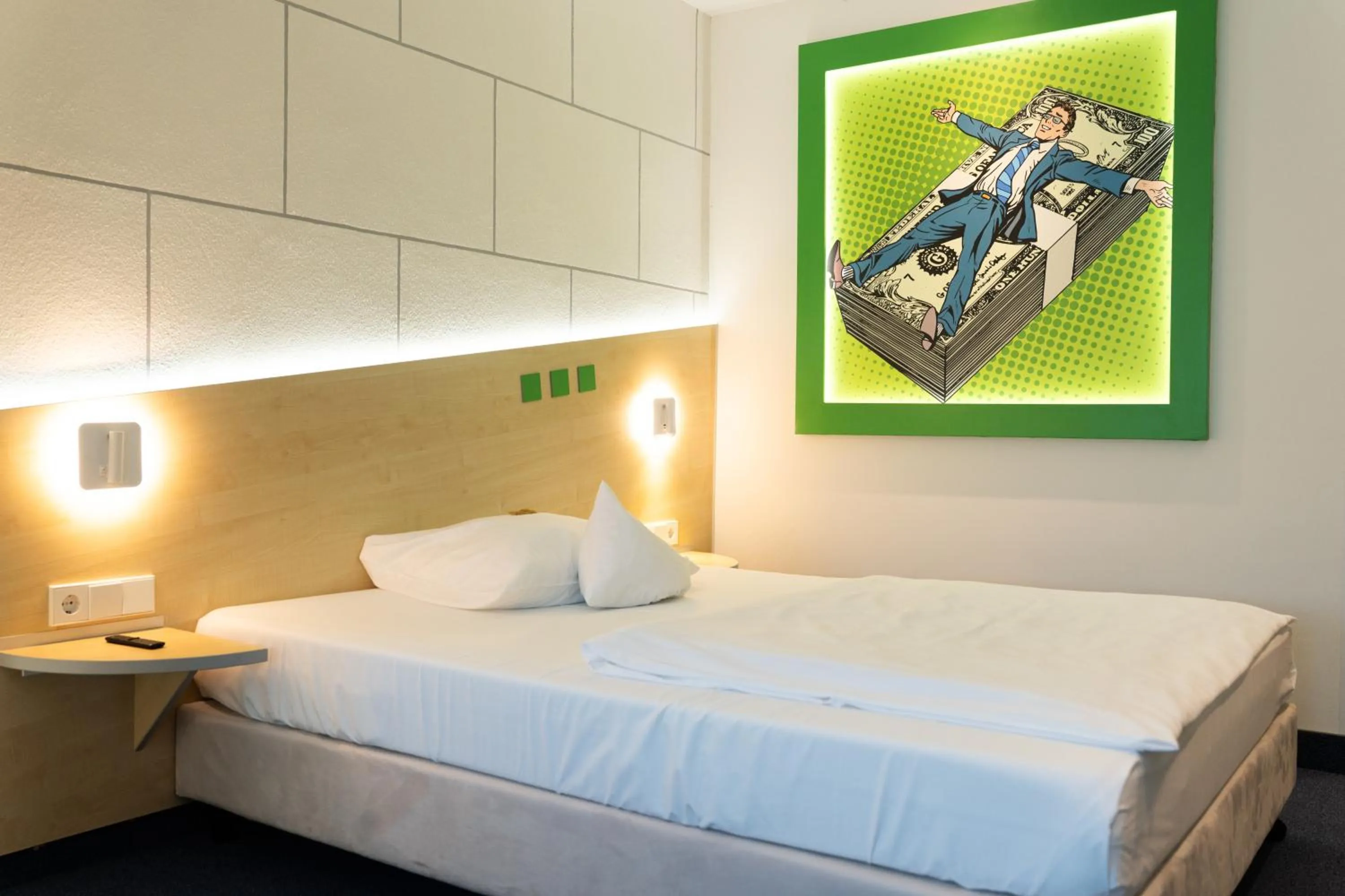 Bed in Hotel Am Triller - Hotel & Serviced Apartments