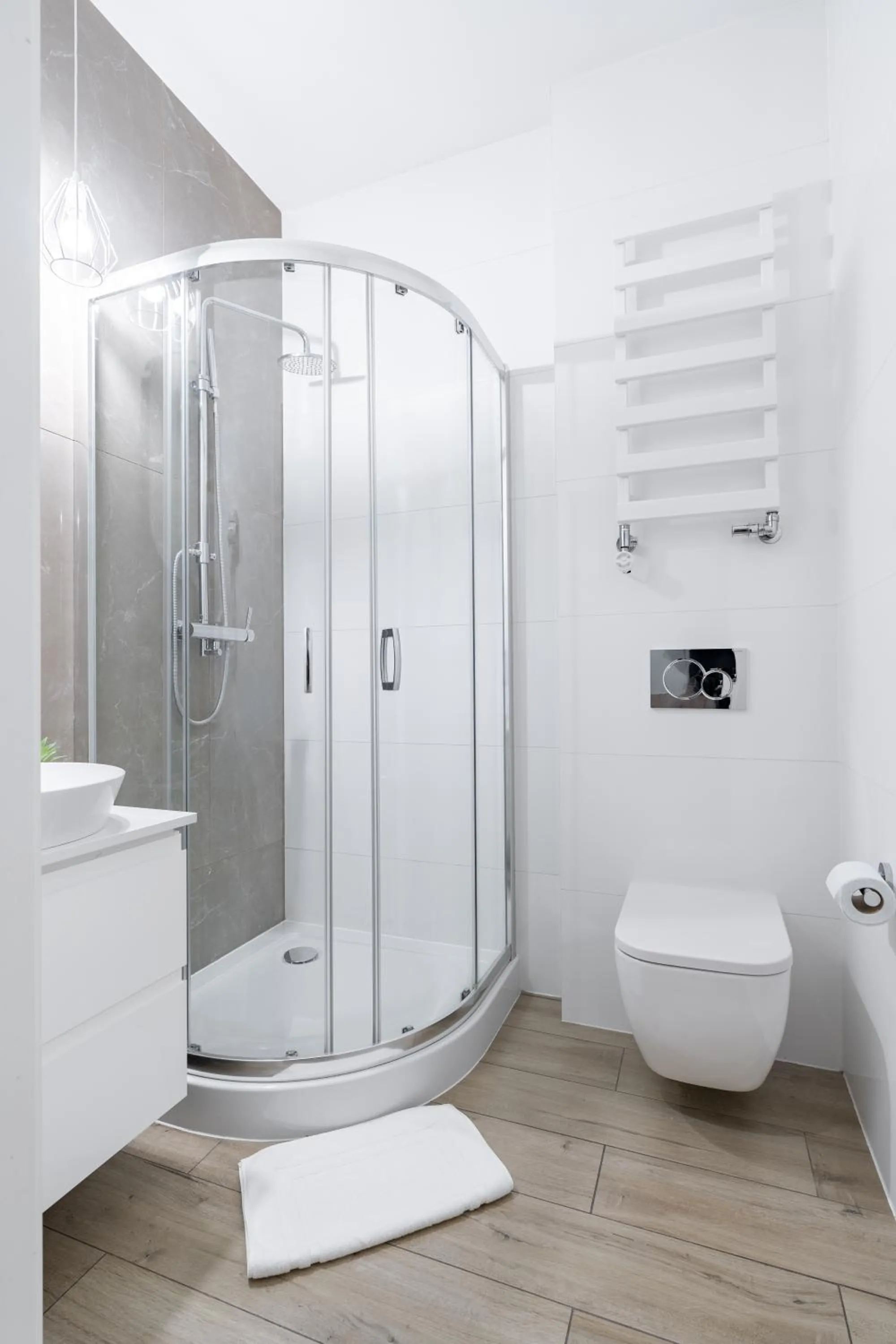 Bathroom in Łazienna Premier by Rentoom