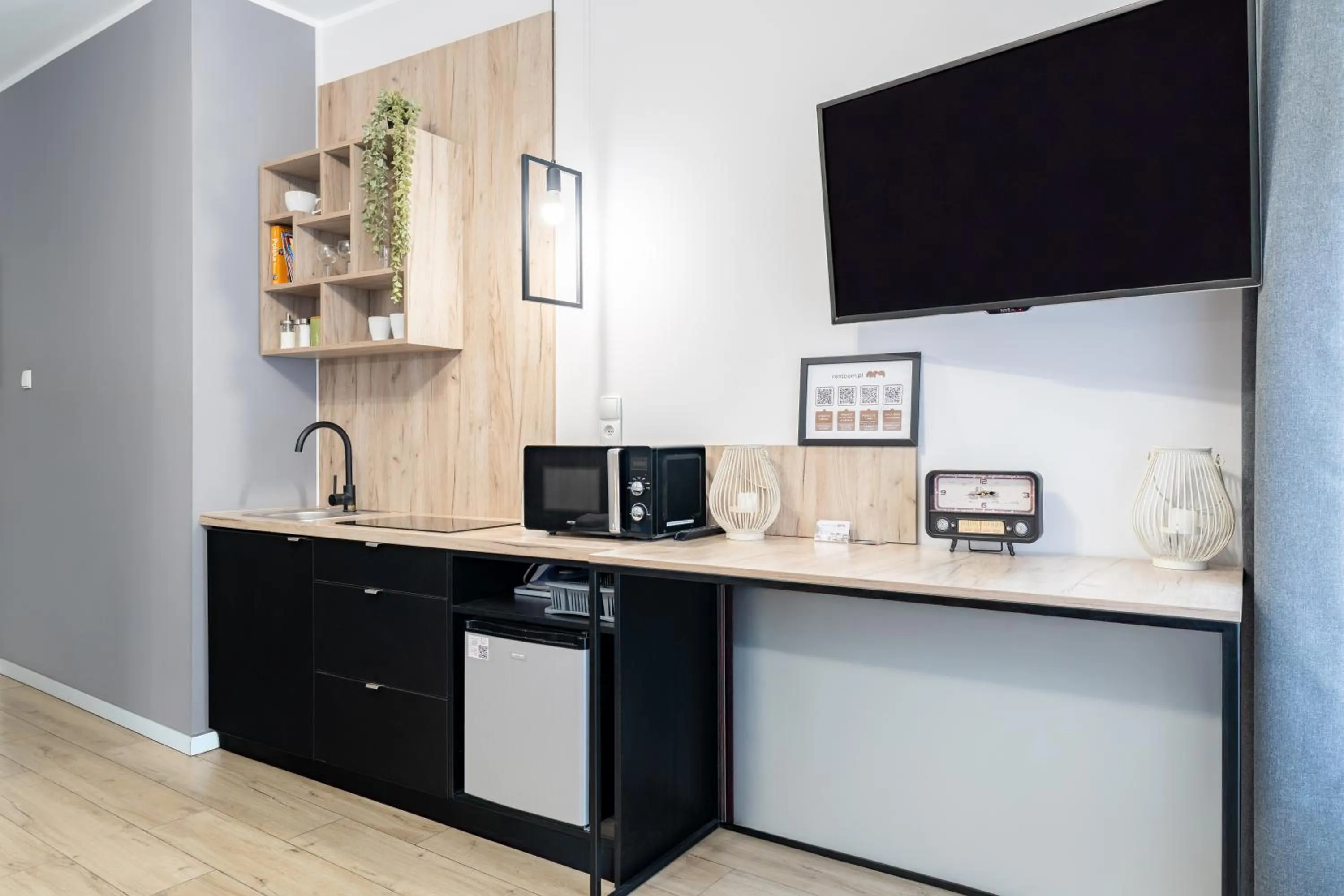 Kitchen or kitchenette in Łazienna Premier by Rentoom