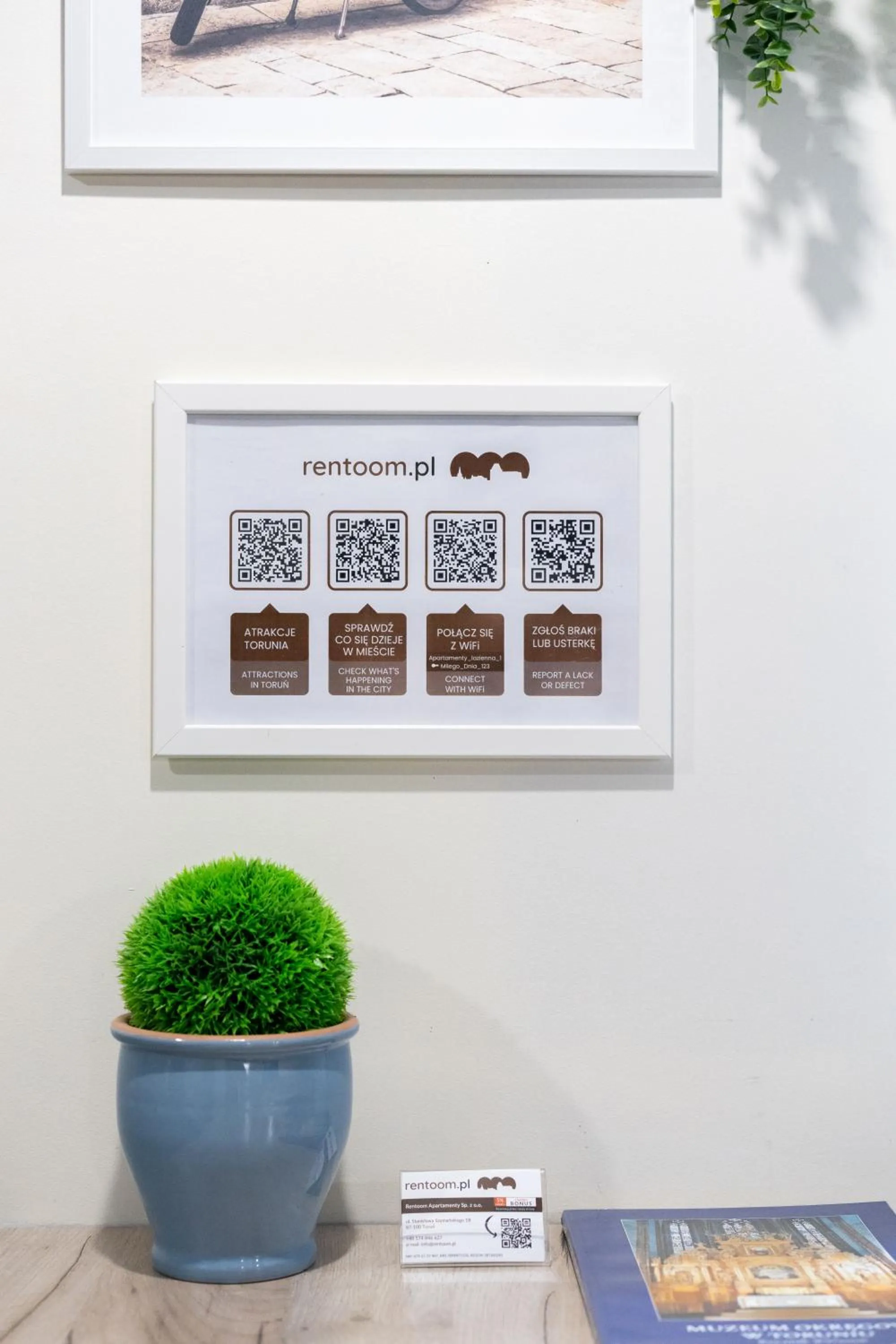 Property logo or sign in Łazienna Premier by Rentoom