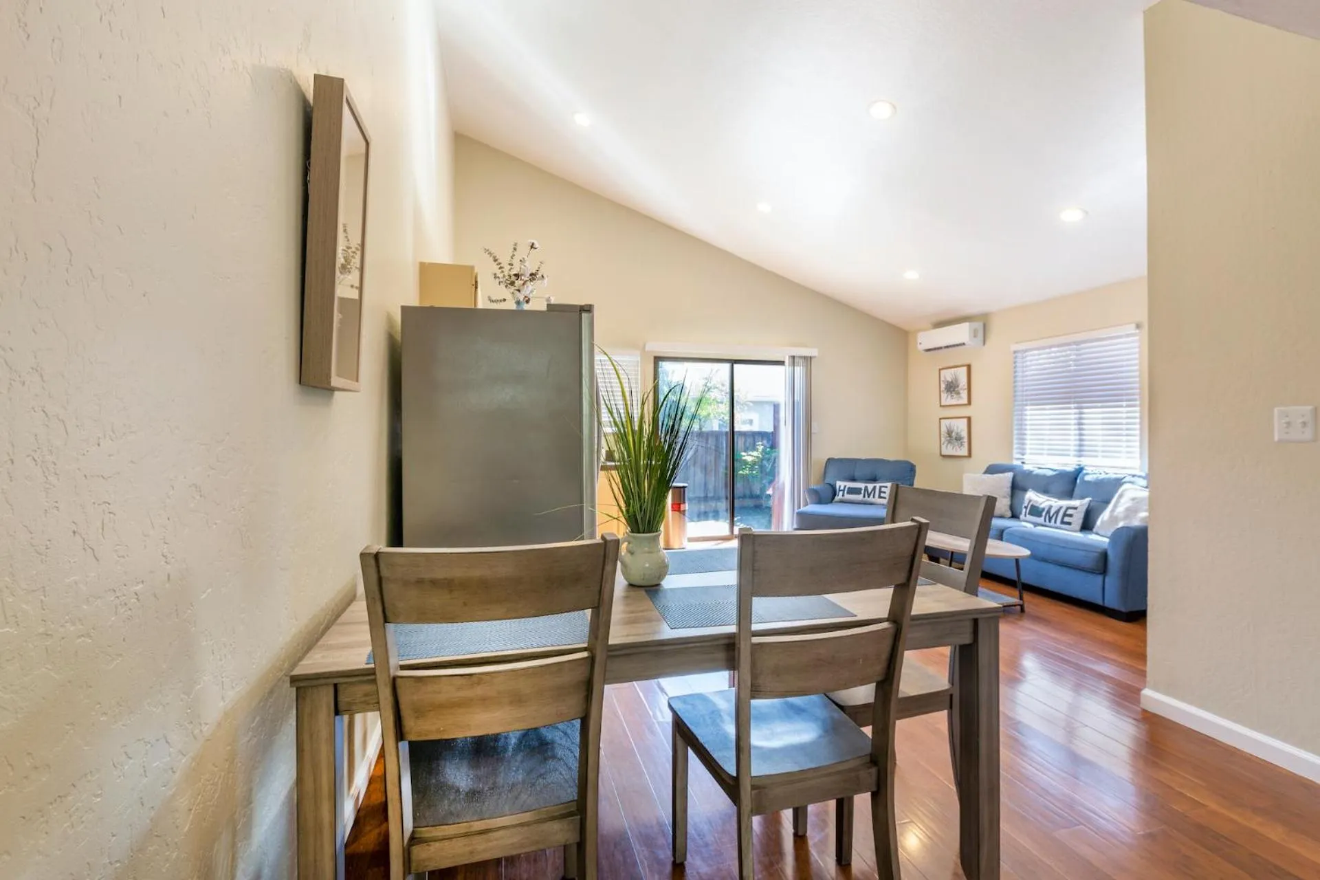Dining area in @ Marbella Lane 6BR Duplex in Downtown San Jose