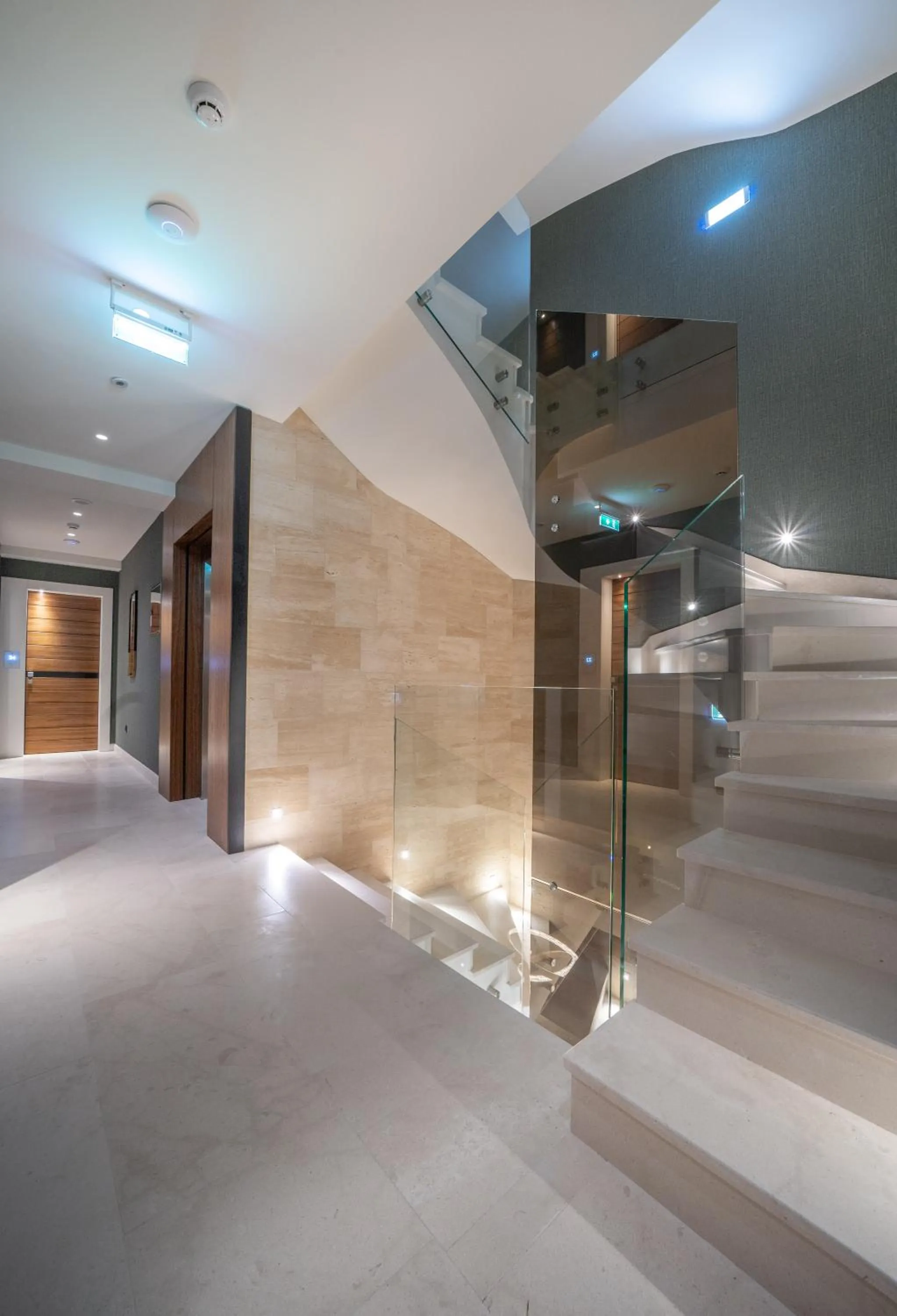 elevator in Boutique Hotel R Palazzo