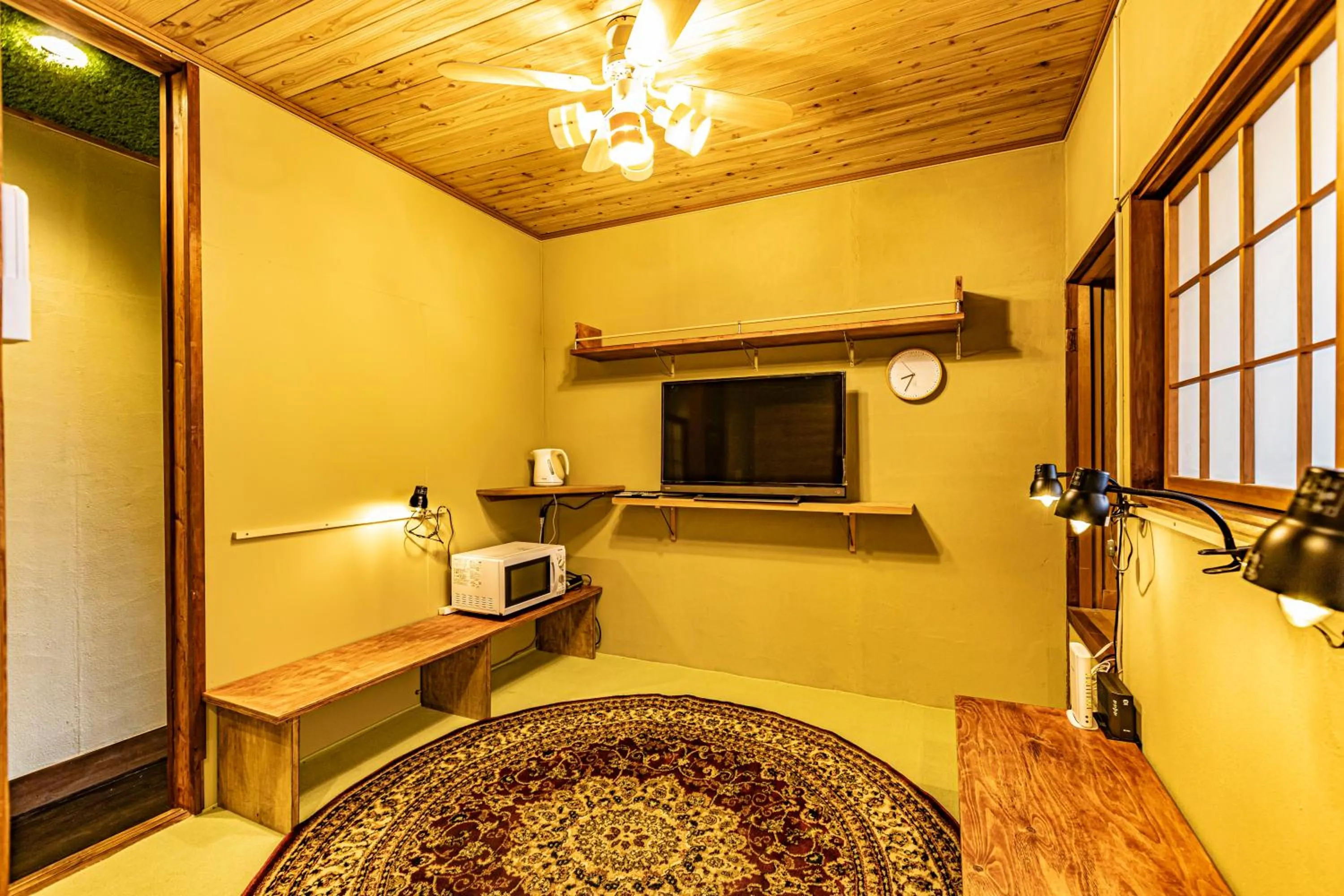 Communal lounge/ TV room in 47HOSTEL