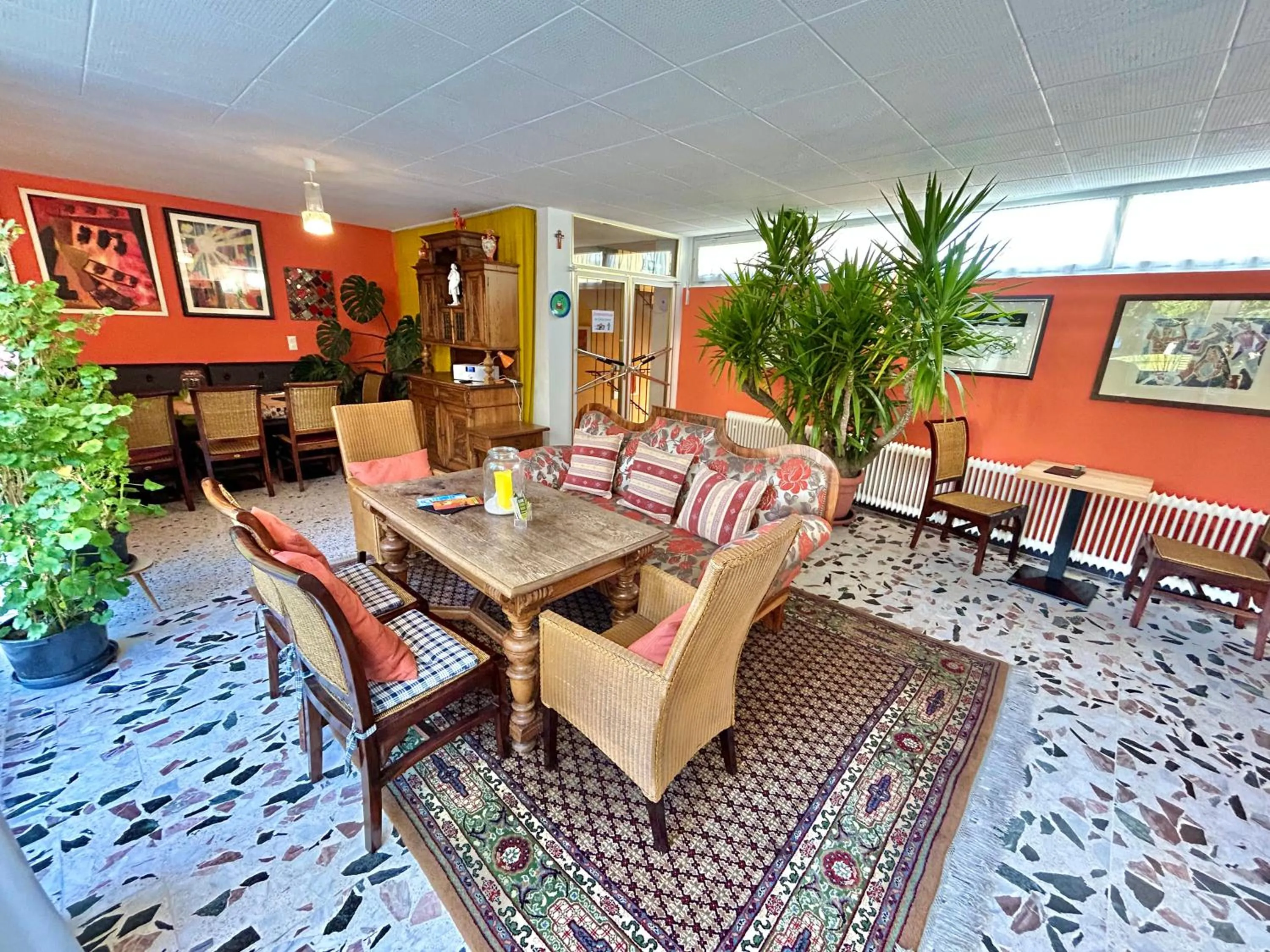 Restaurant/places to eat in Haus am Kurpark