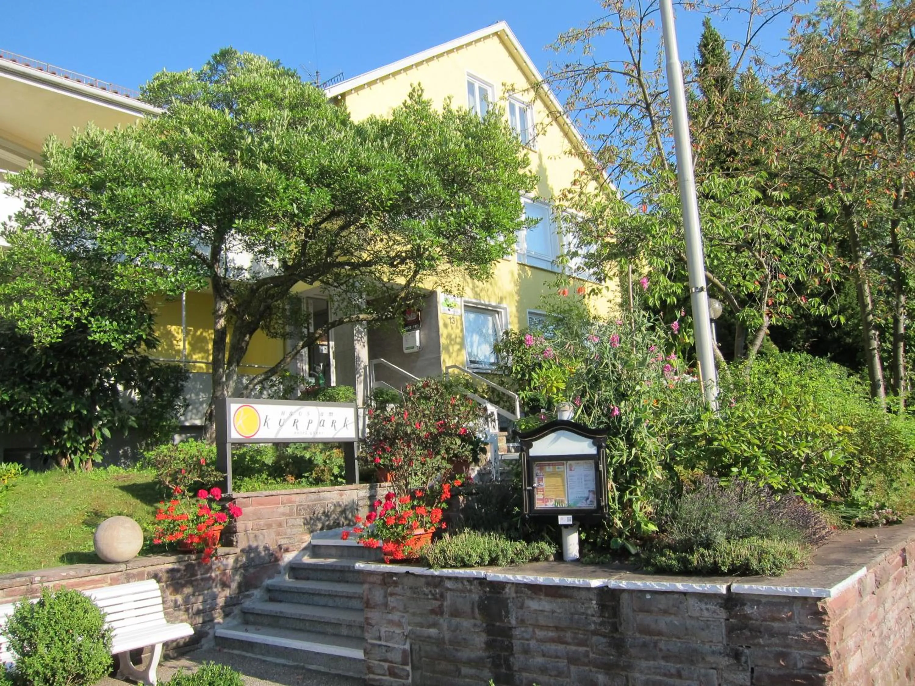 Facade/entrance in Haus am Kurpark