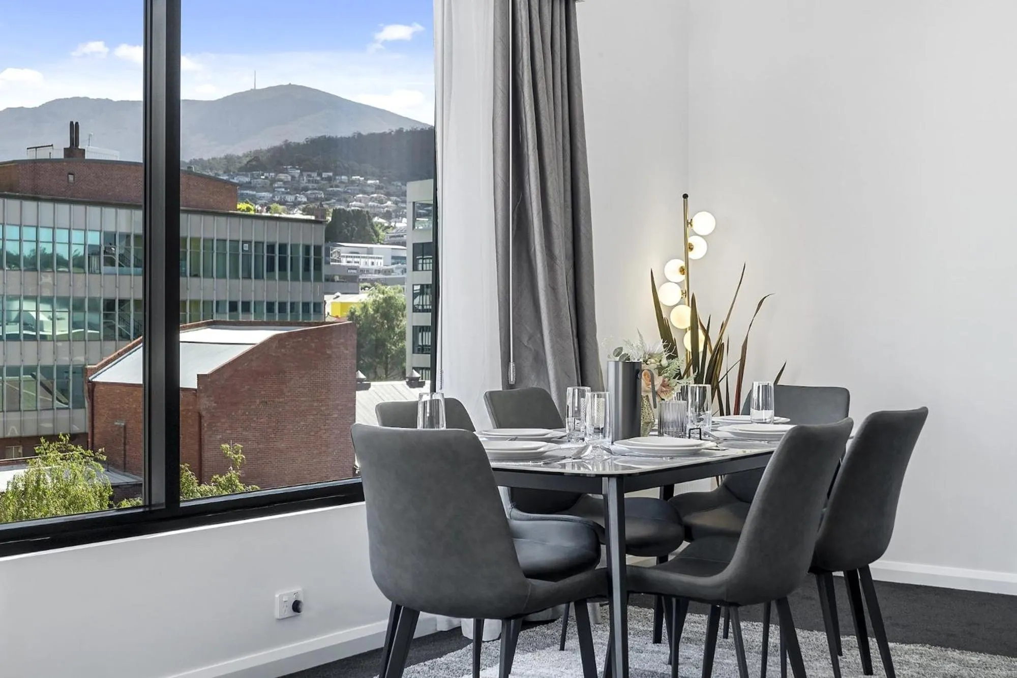 Dining area in Hobart City Apartments