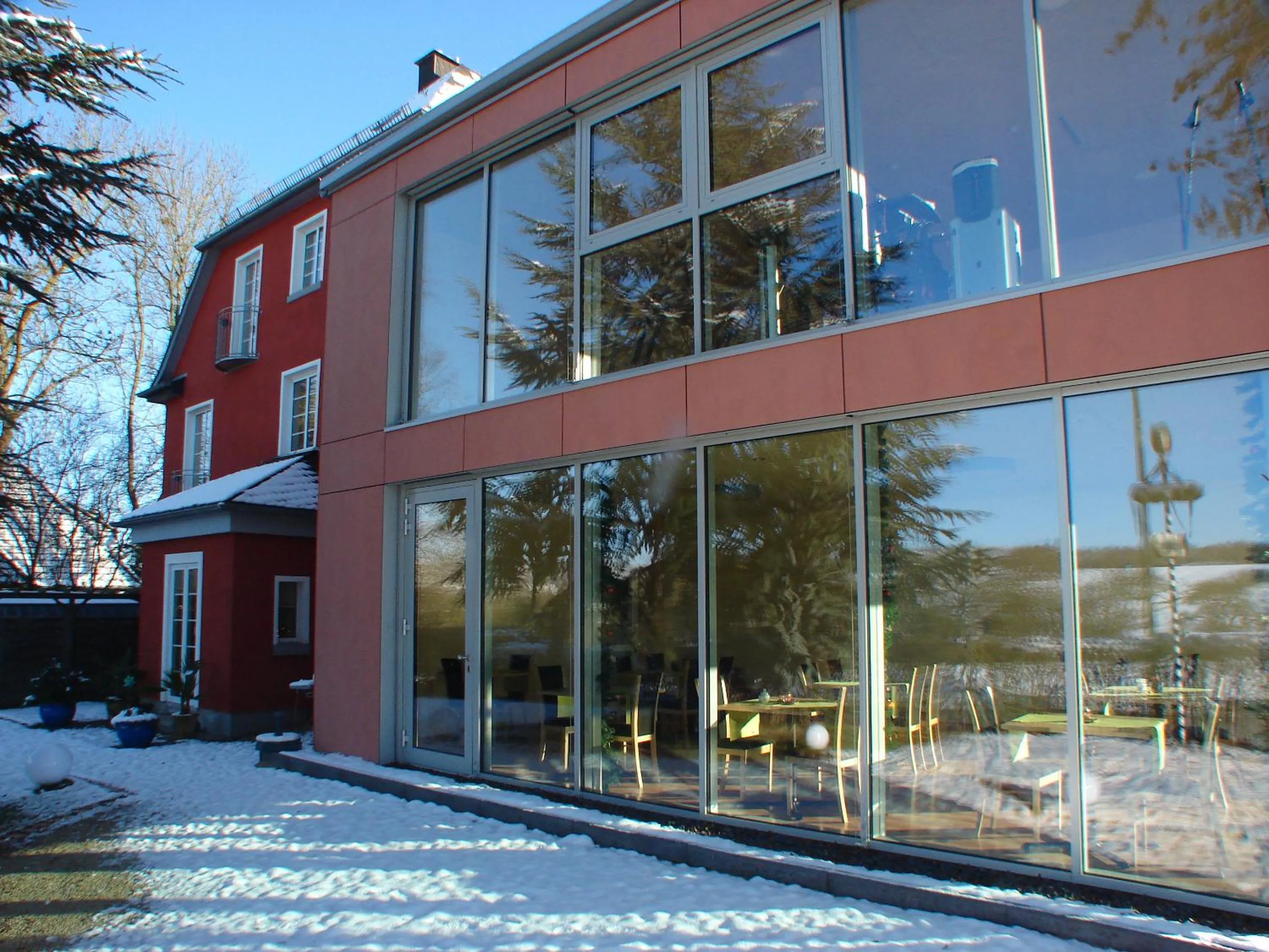 Facade/entrance in Rotenberg PT Hotel