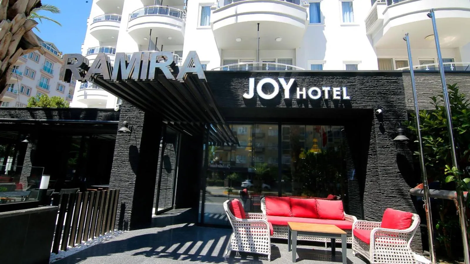 Facade/entrance in Ramira Joy Hotel