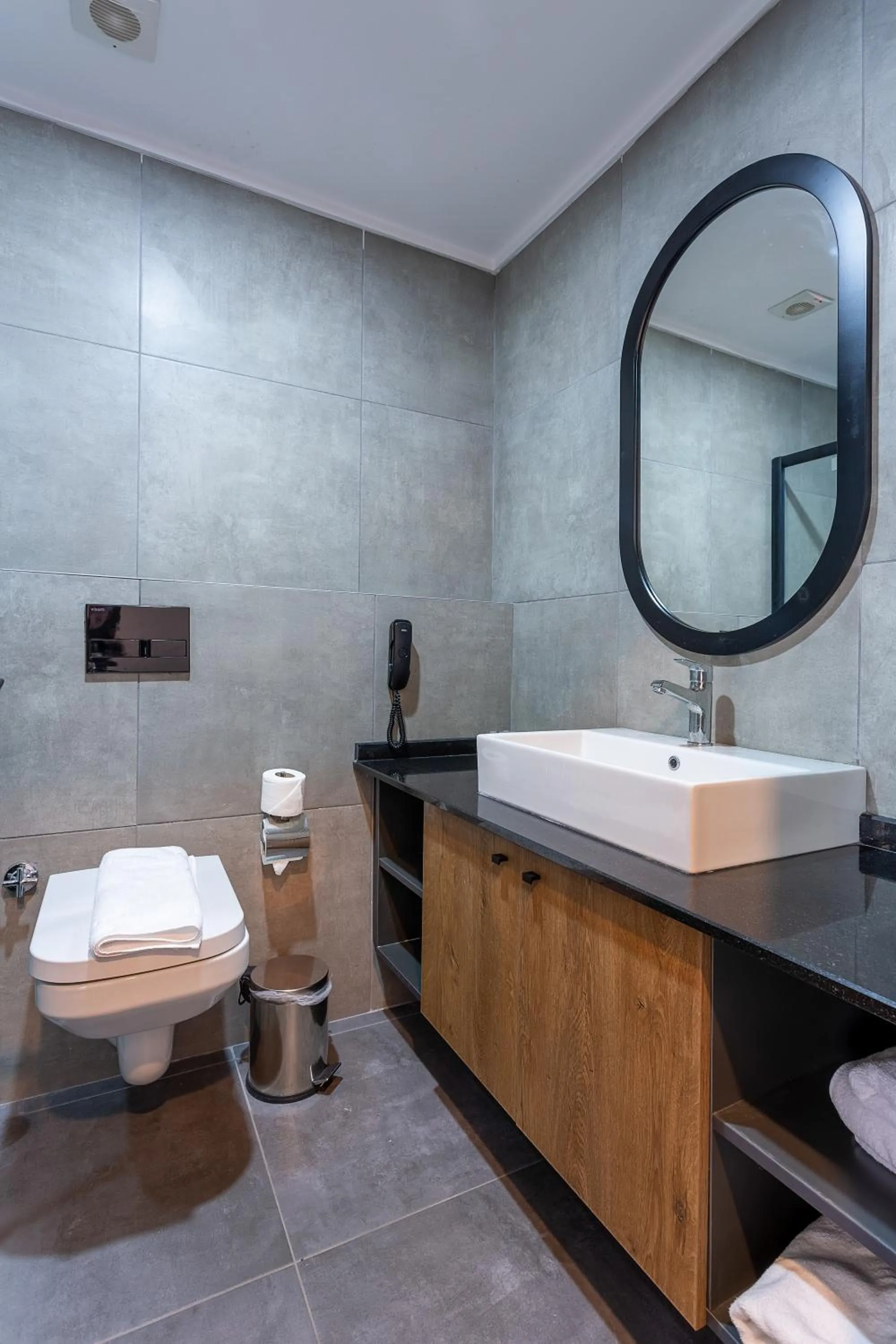 Bathroom in Ramira Joy Hotel