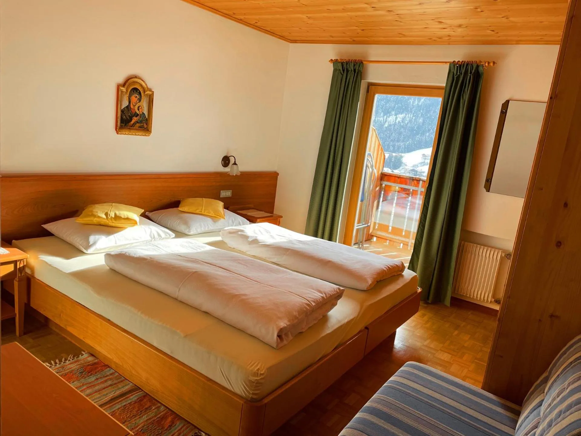 Bedroom, Bed in Residence Lastei