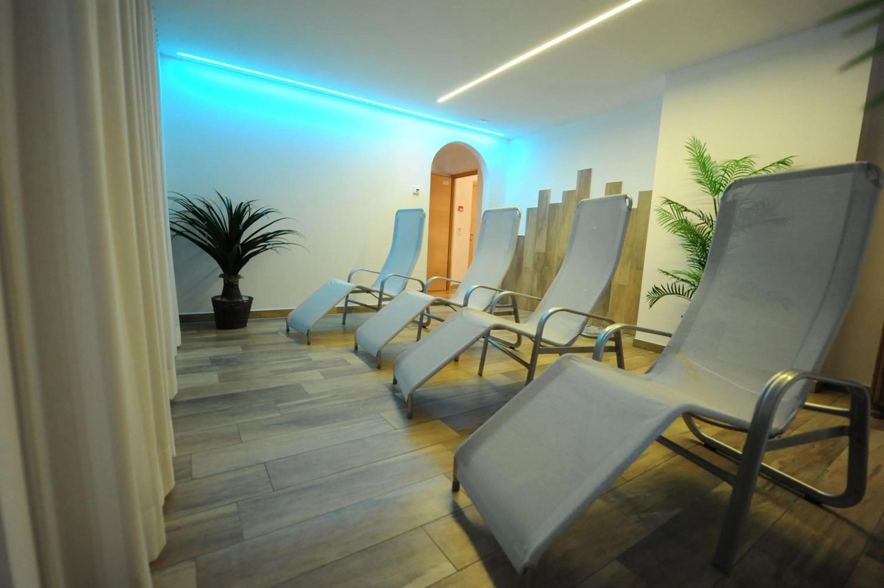 Spa and wellness centre/facilities in Apartments Restaurant Rusctlea