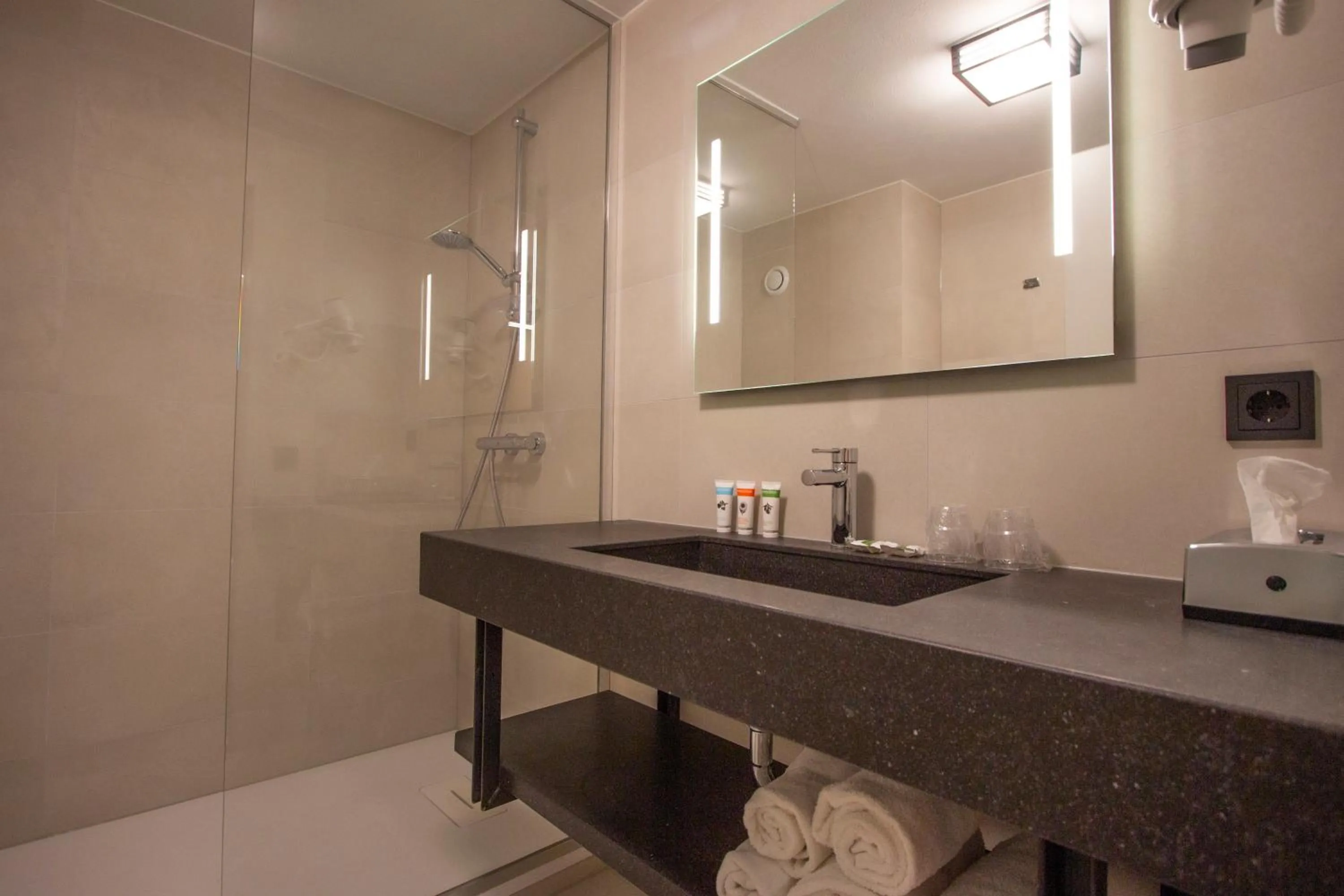 Shower in Villa Rubenshof