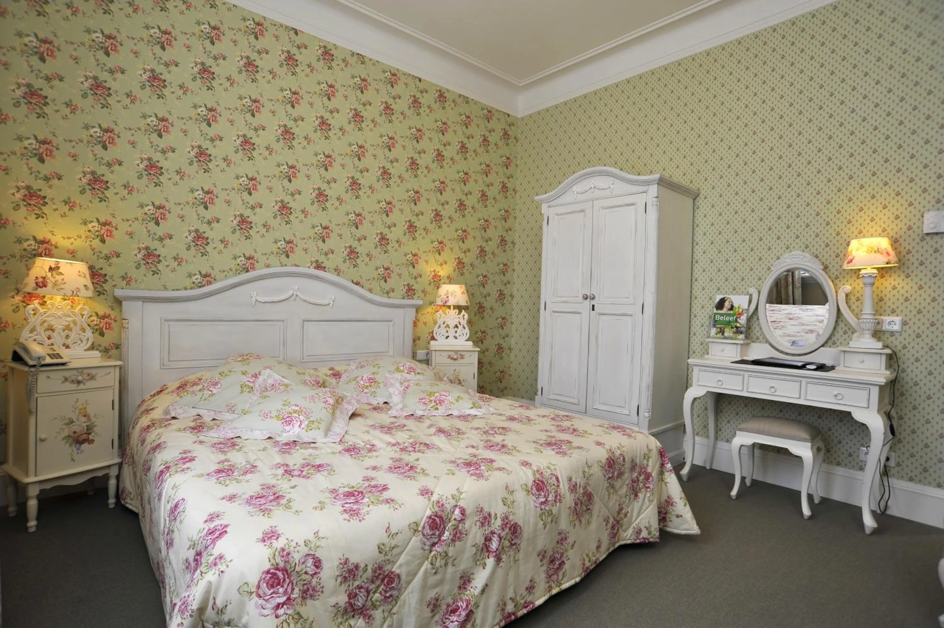 Bedroom, Bed in Villa Rubenshof