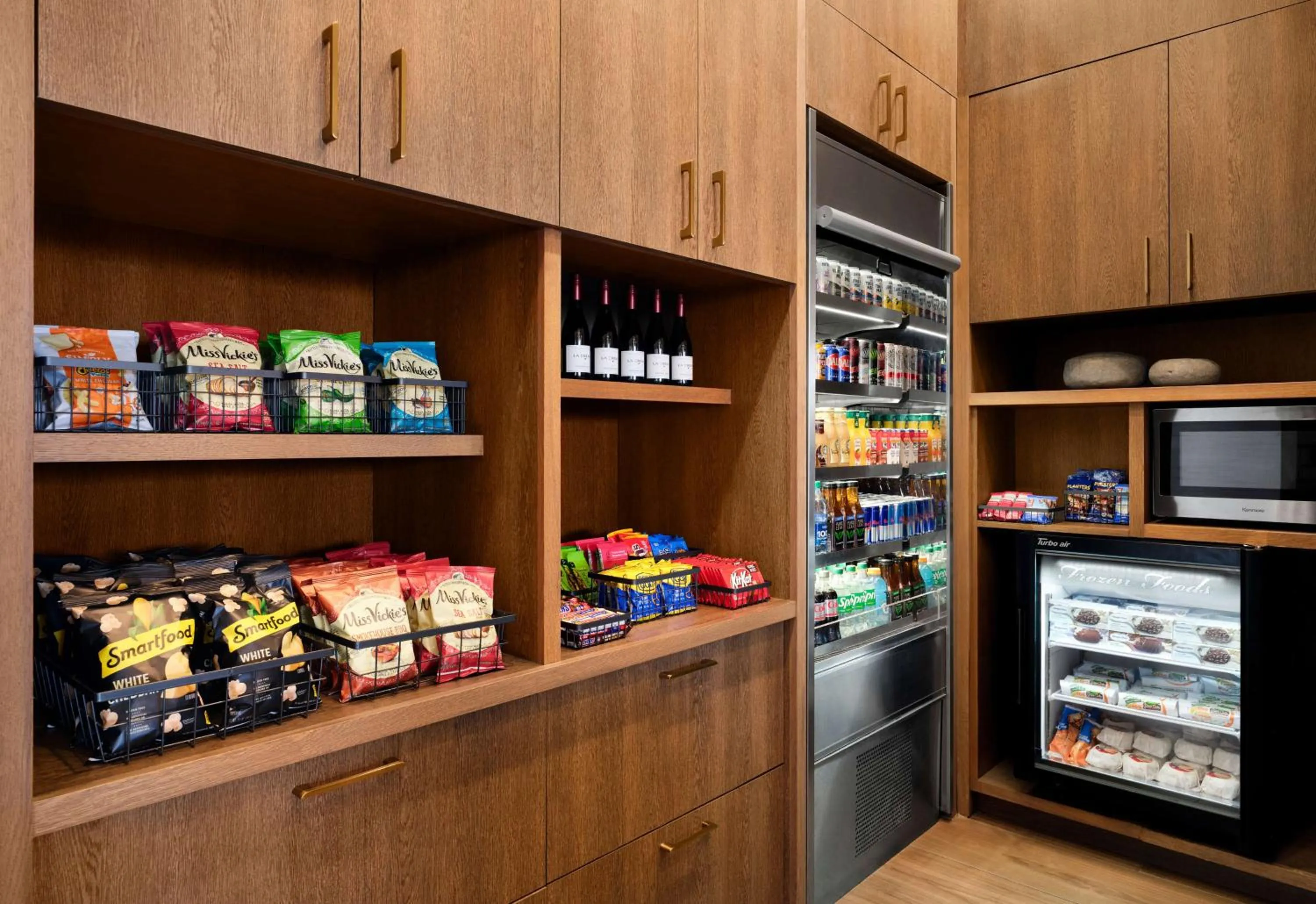 Restaurant/places to eat in Cambria Hotel Sonoma Wine Country