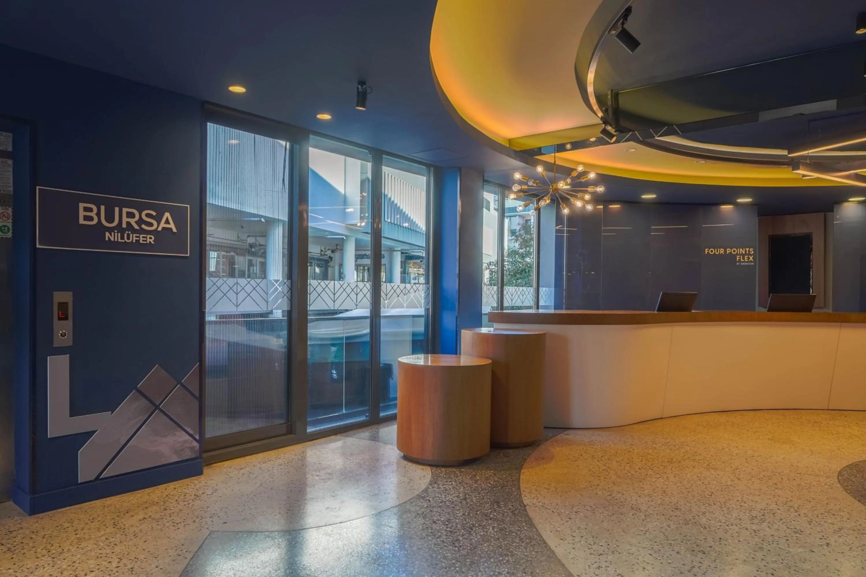 Lobby or reception in Four Points Flex by Sheraton Bursa Nilüfer