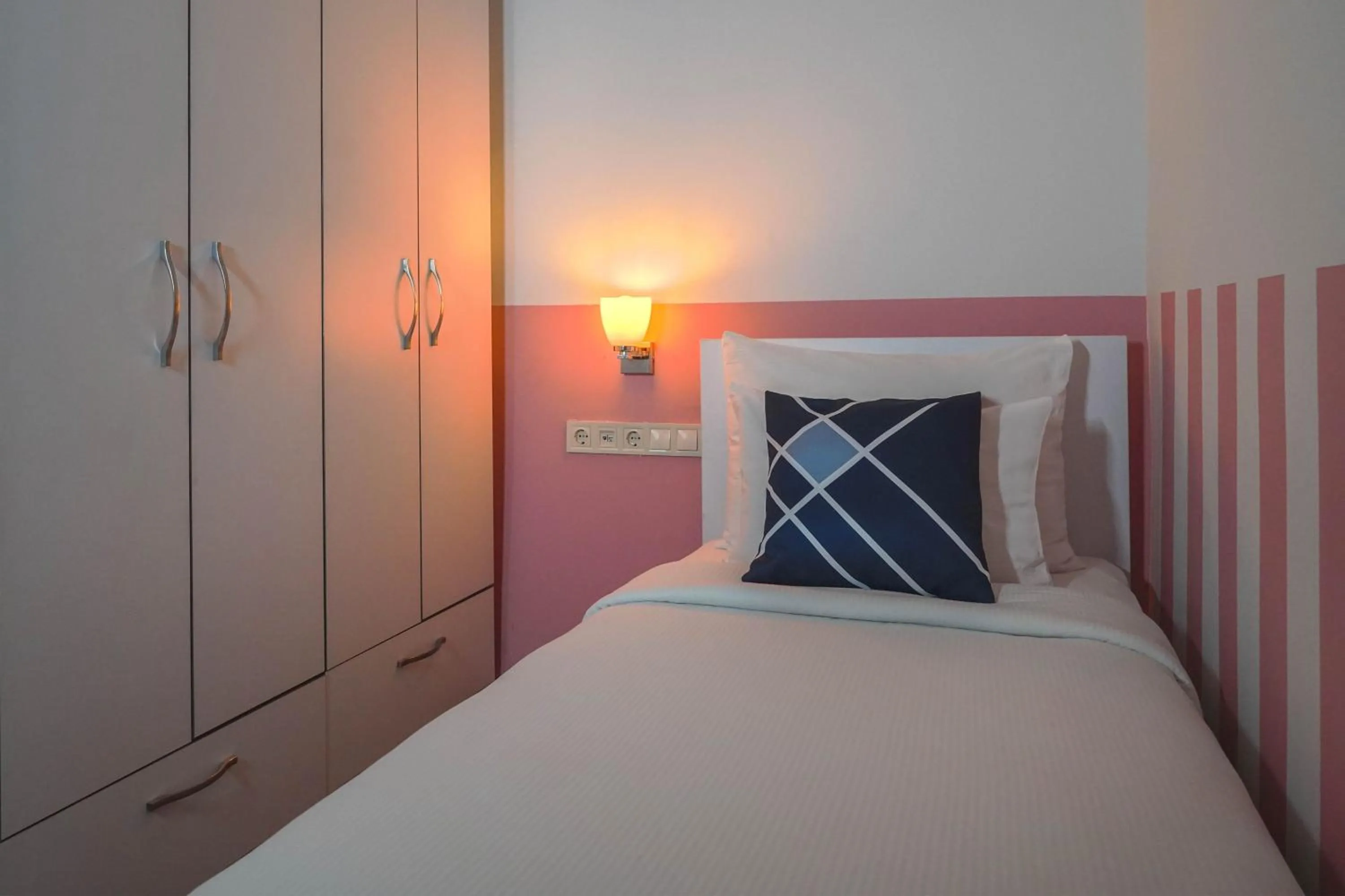 Bedroom, Bed in Four Points Flex by Sheraton Bursa Nilüfer