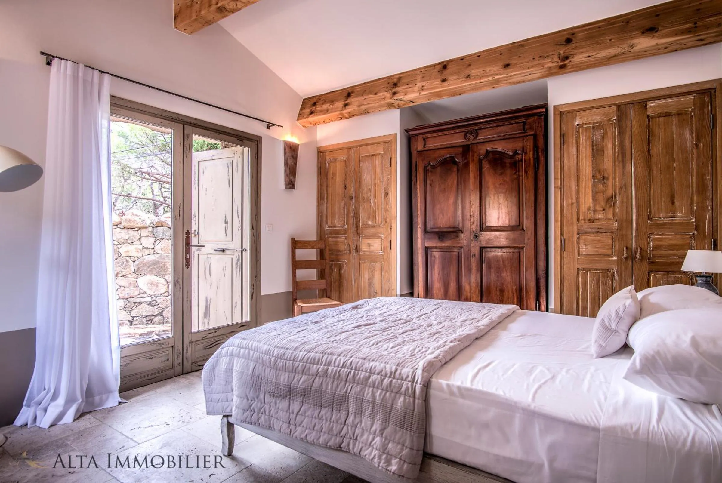 Bedroom, Bed in Villa Serenita Pallombaggia