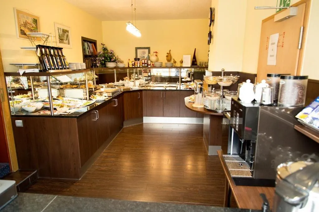 Restaurant/places to eat in Hotel-Restaurant Fück