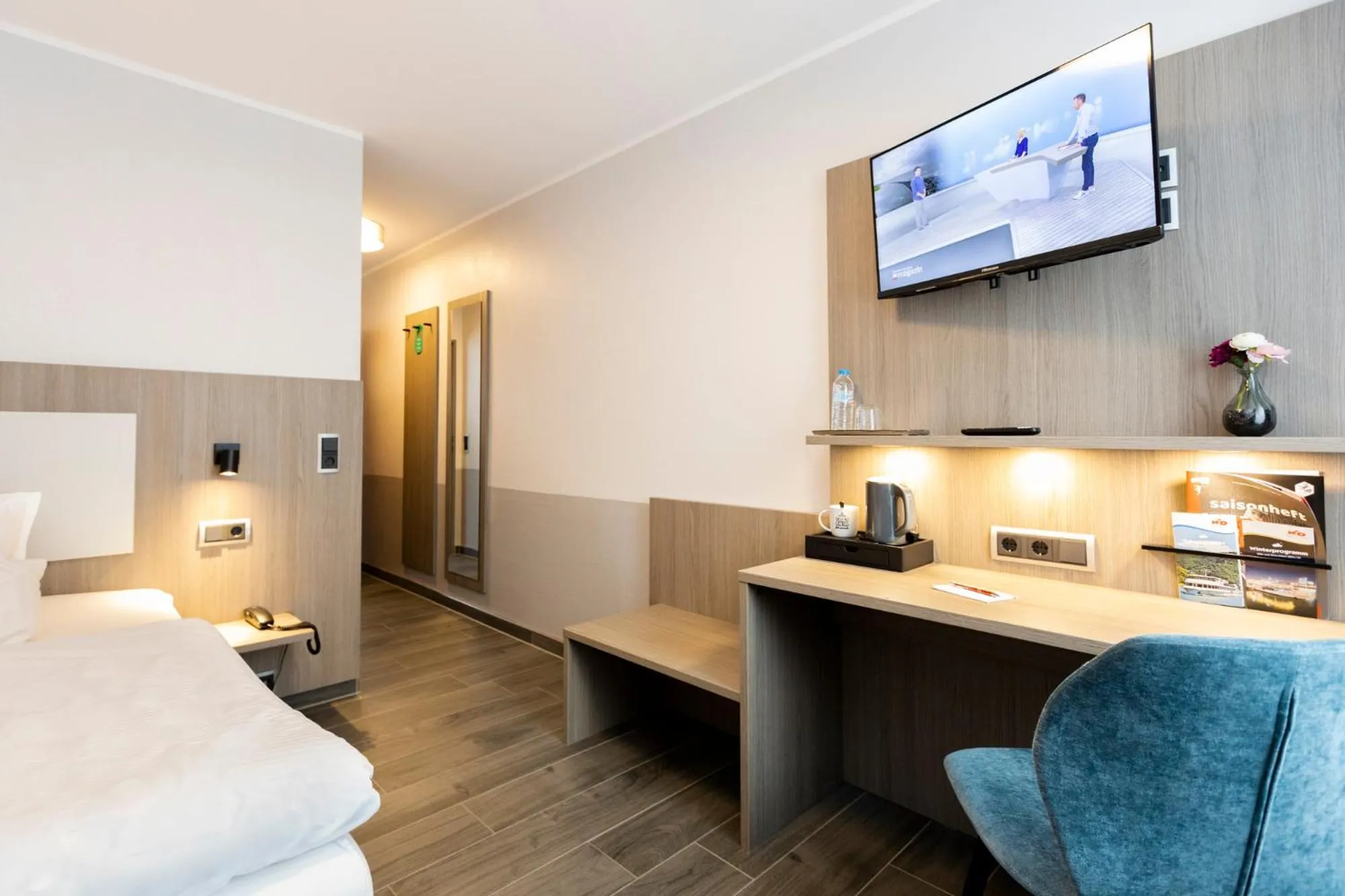 Photo of the whole room, Bed in Hotel-Restaurant Fück