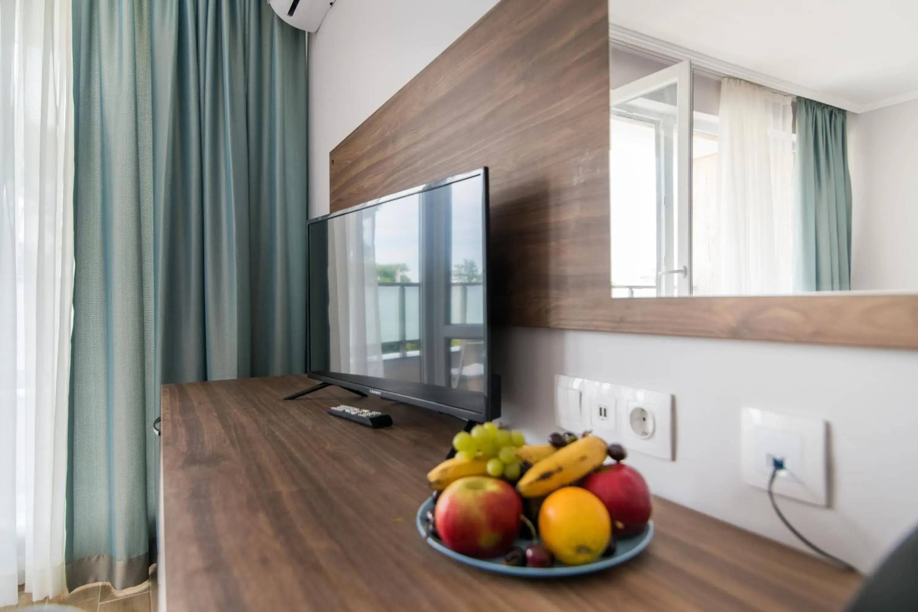 Triple Room with Balcony in Cinema Hotel Triple Room with Balcony in Cinema Hotel