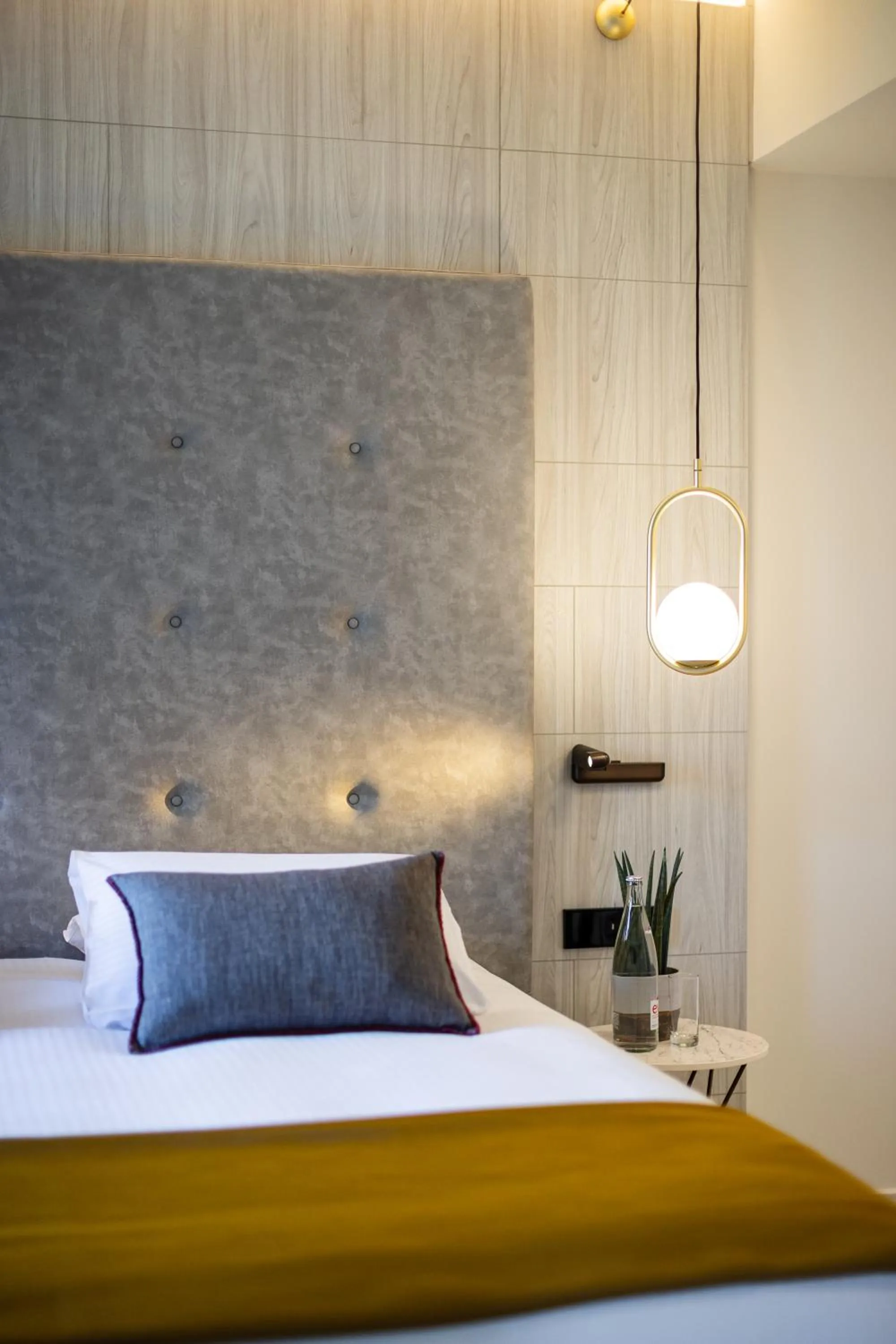 Bedroom, Bed in Domaine de Dolomieu Hotel & Spa - BW Premier Collection