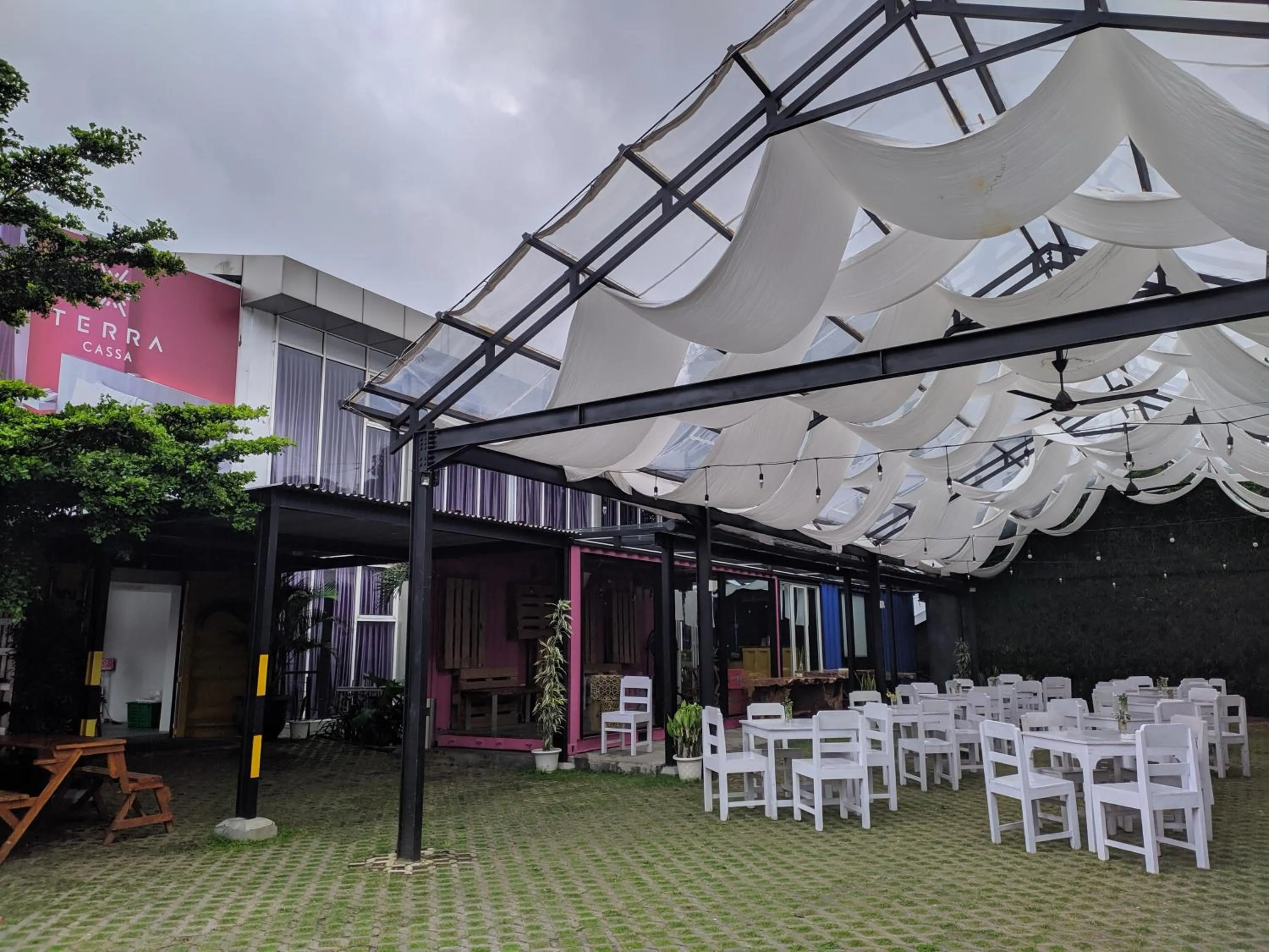 Restaurant/places to eat in Terra Cassa