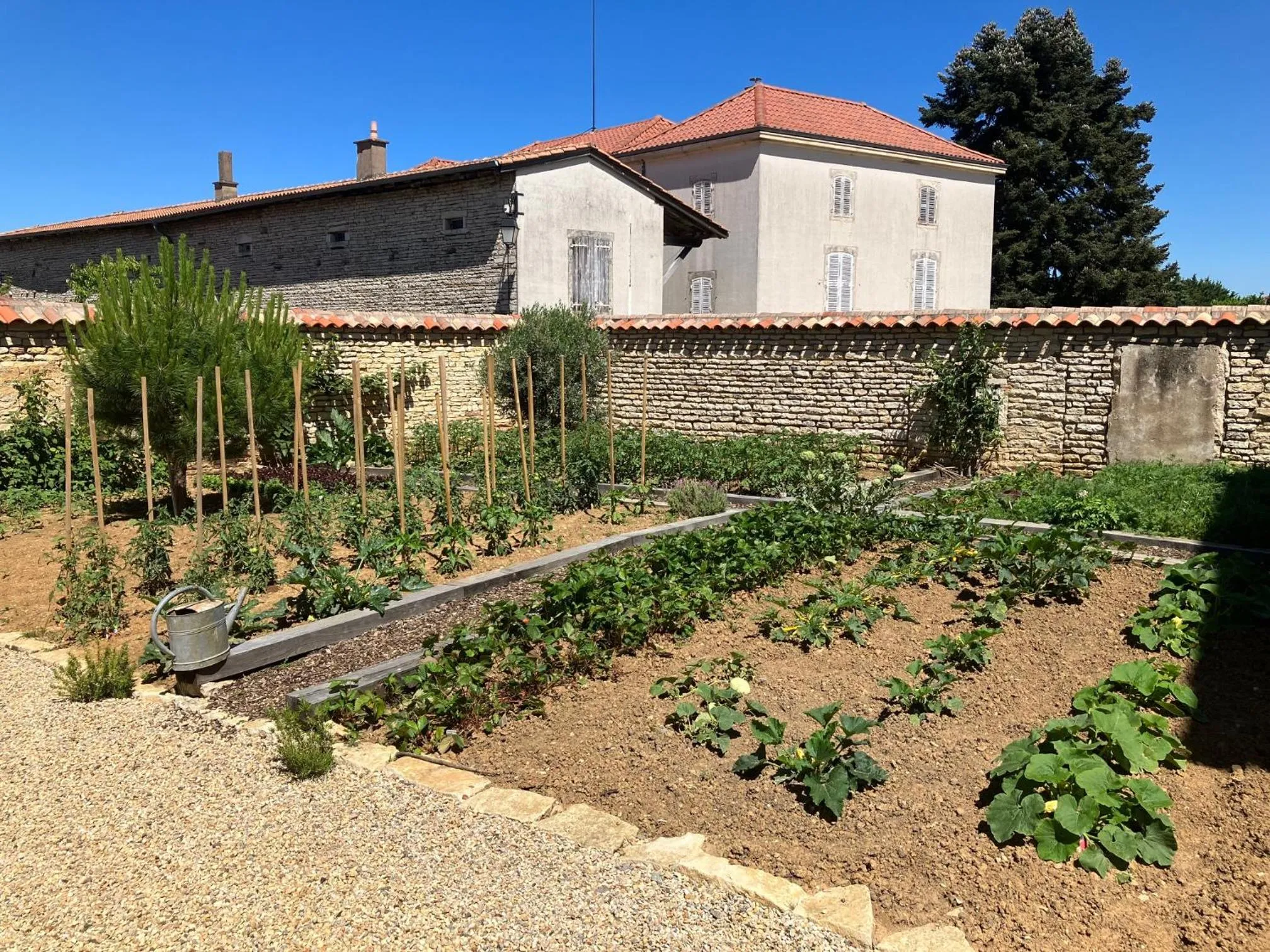 Garden in Le Clos De Quintaine Chambres d'Hôtes
