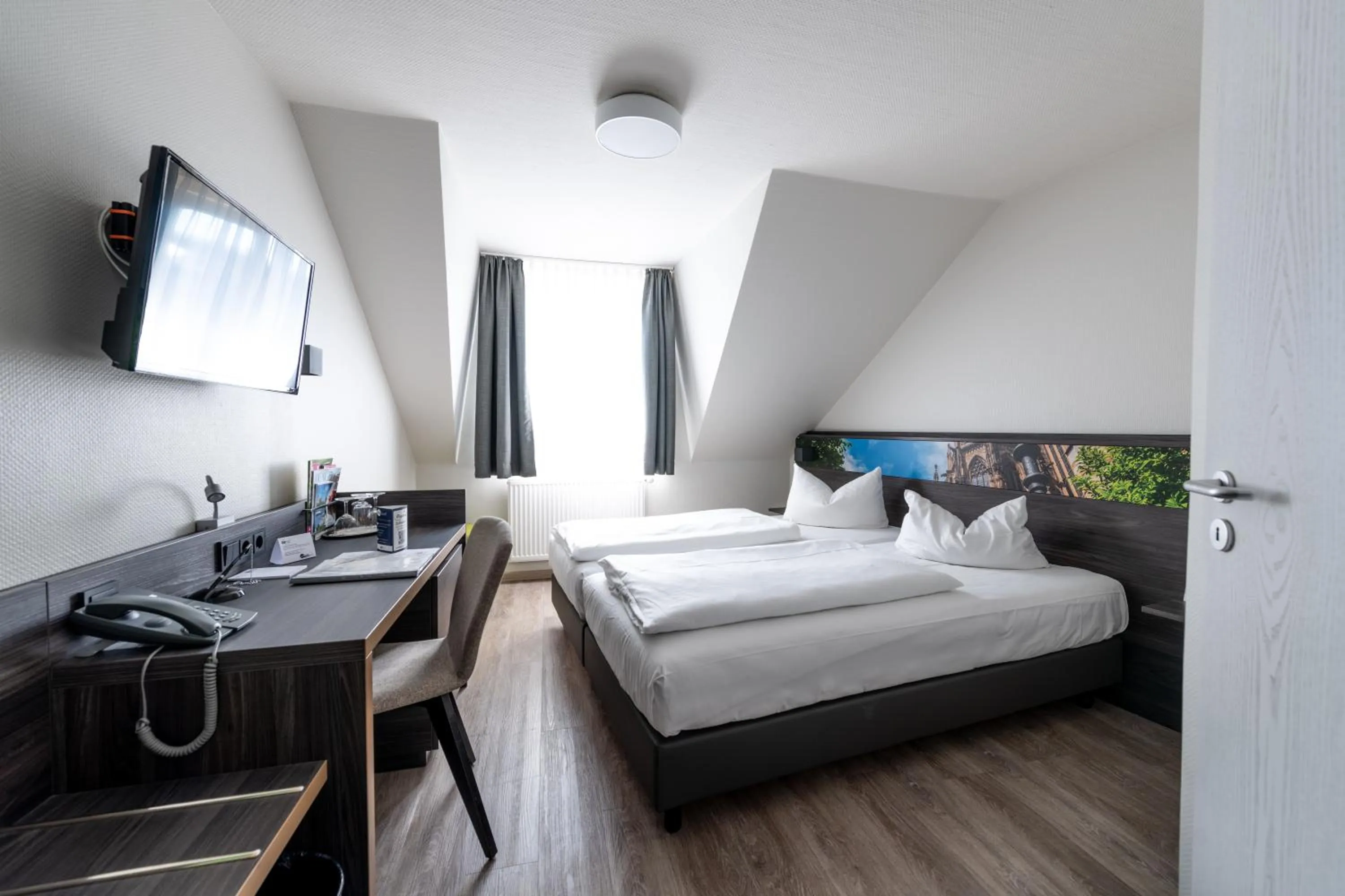 Bedroom, Bed in Art Hotel Aachen