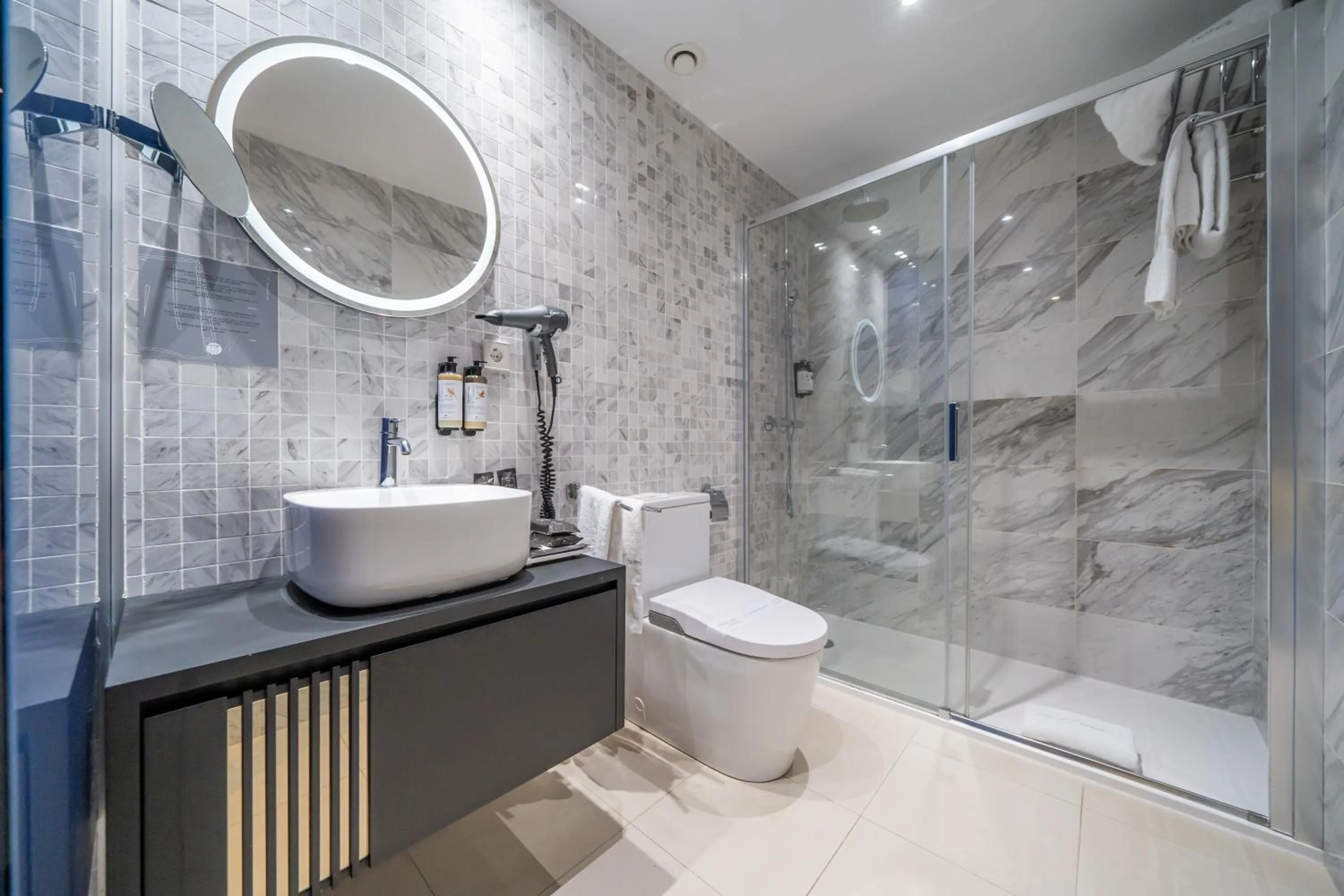 Bathroom in Abba San Sebastián Hotel