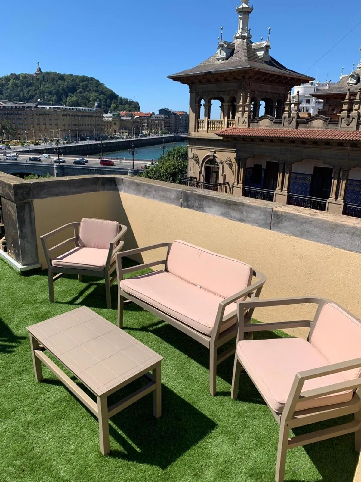 Balcony/Terrace in Abba San Sebastián Hotel