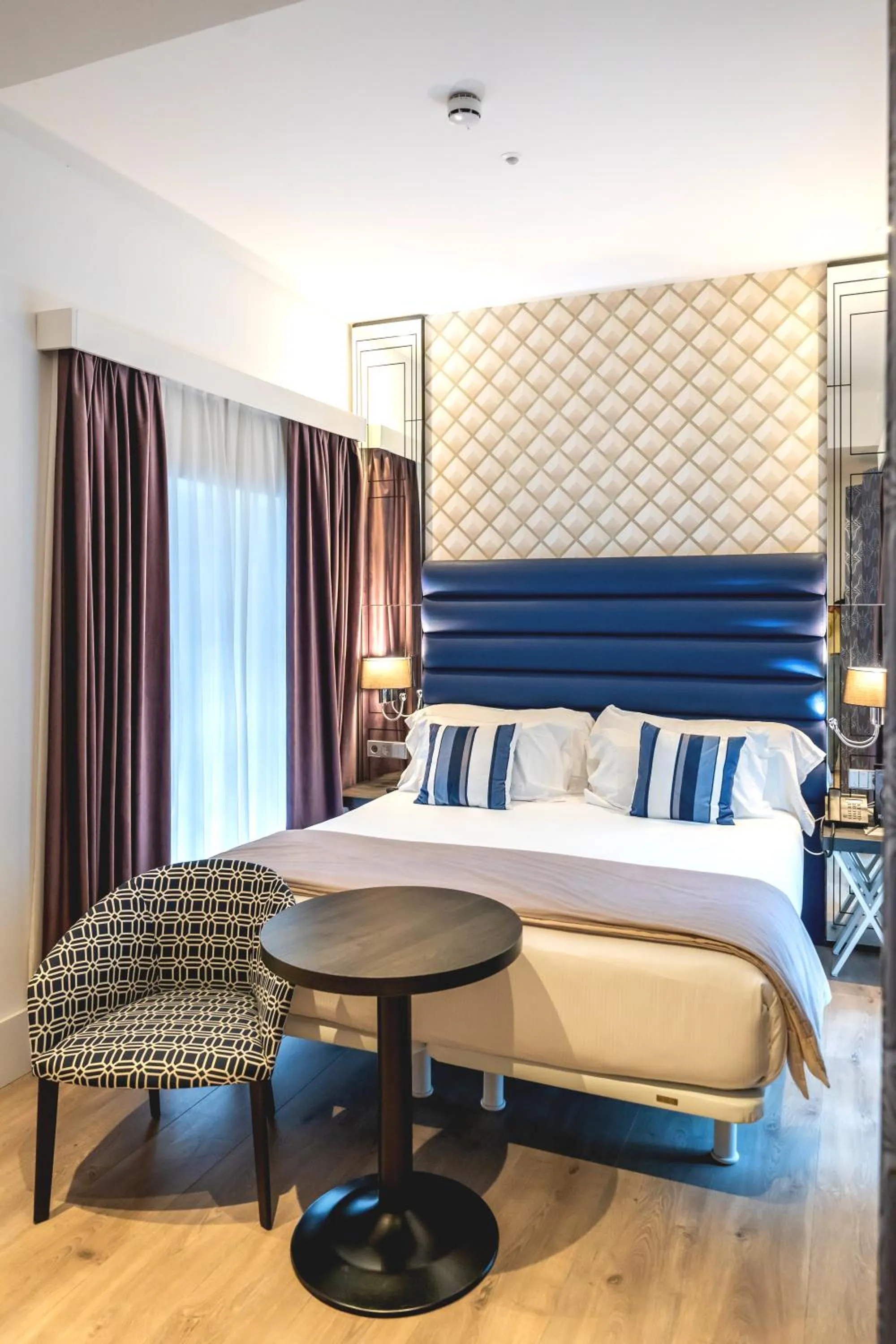 Bedroom, Bed in Abba San Sebastián Hotel