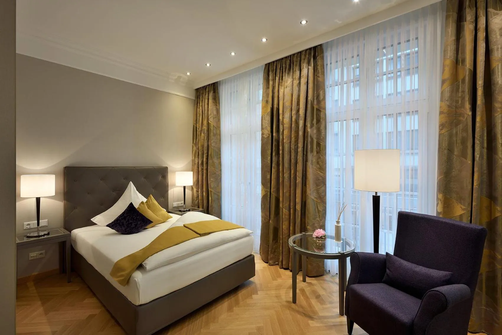 Bed in Kastens Hotel Luisenhof