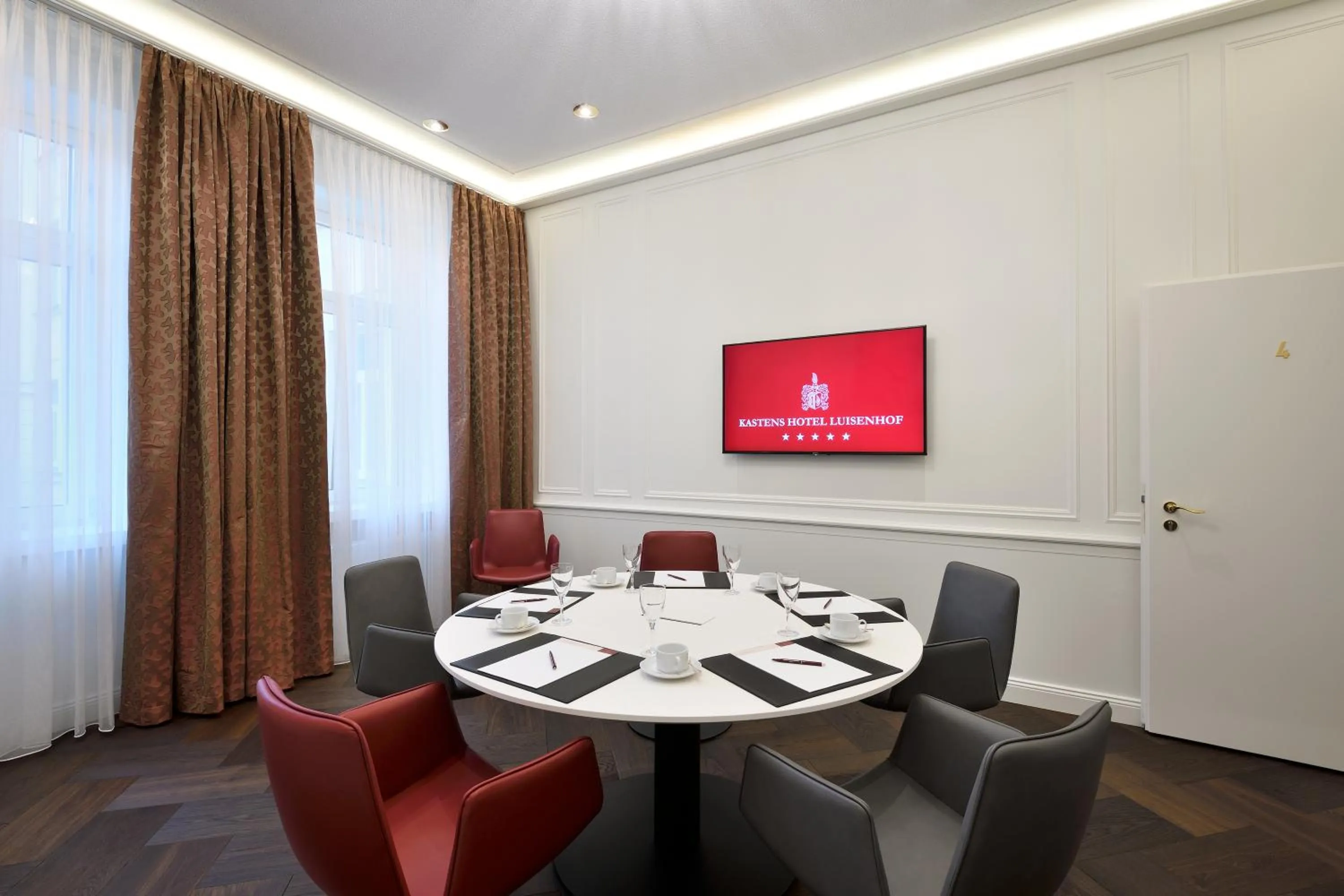 Business facilities in Kastens Hotel Luisenhof