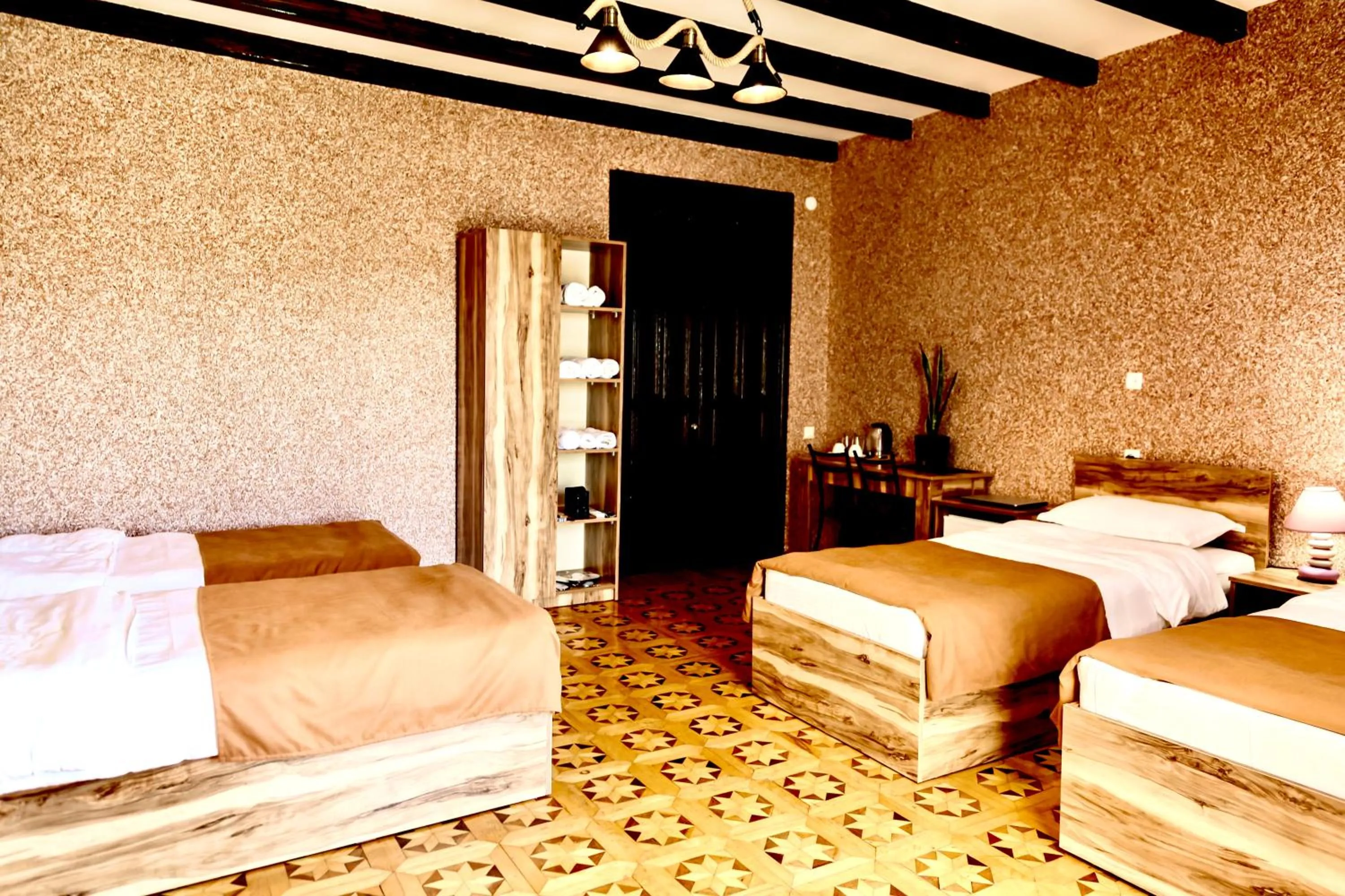 Quadruple Room with Mountain View - single occupancy in Hotel History