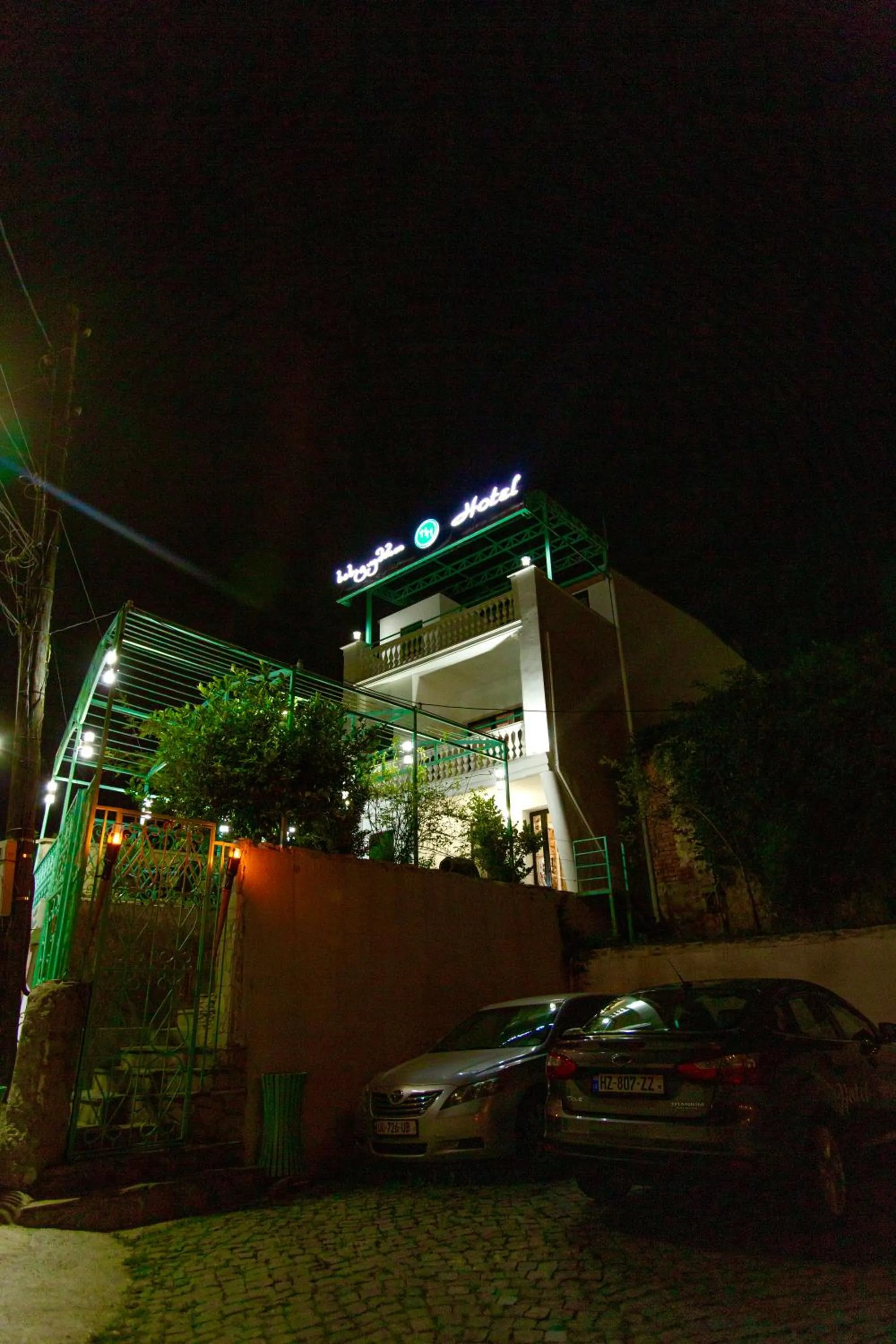 Parking in Hotel History