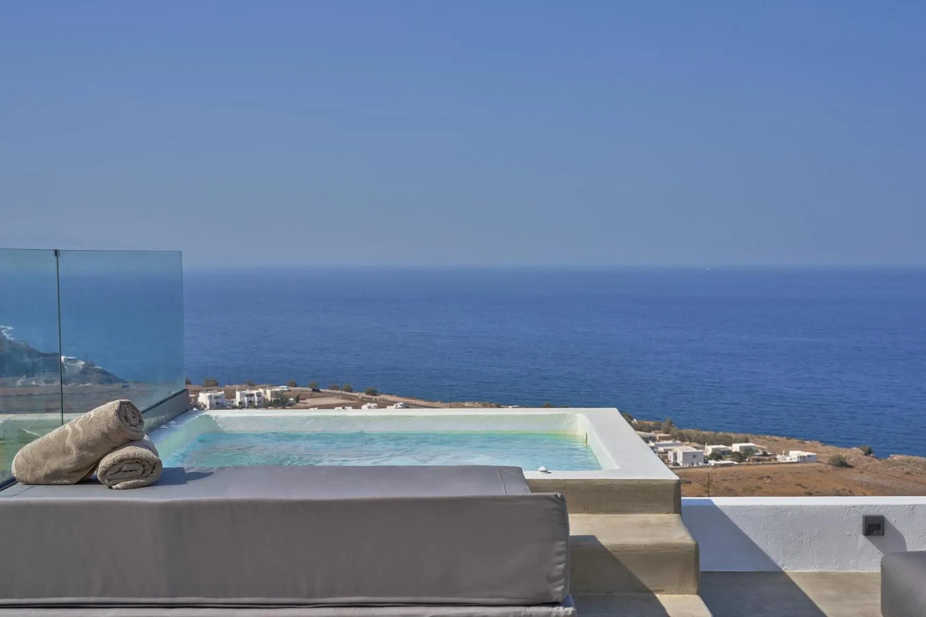 Swimming pool in Topos Exclusive Santorini
