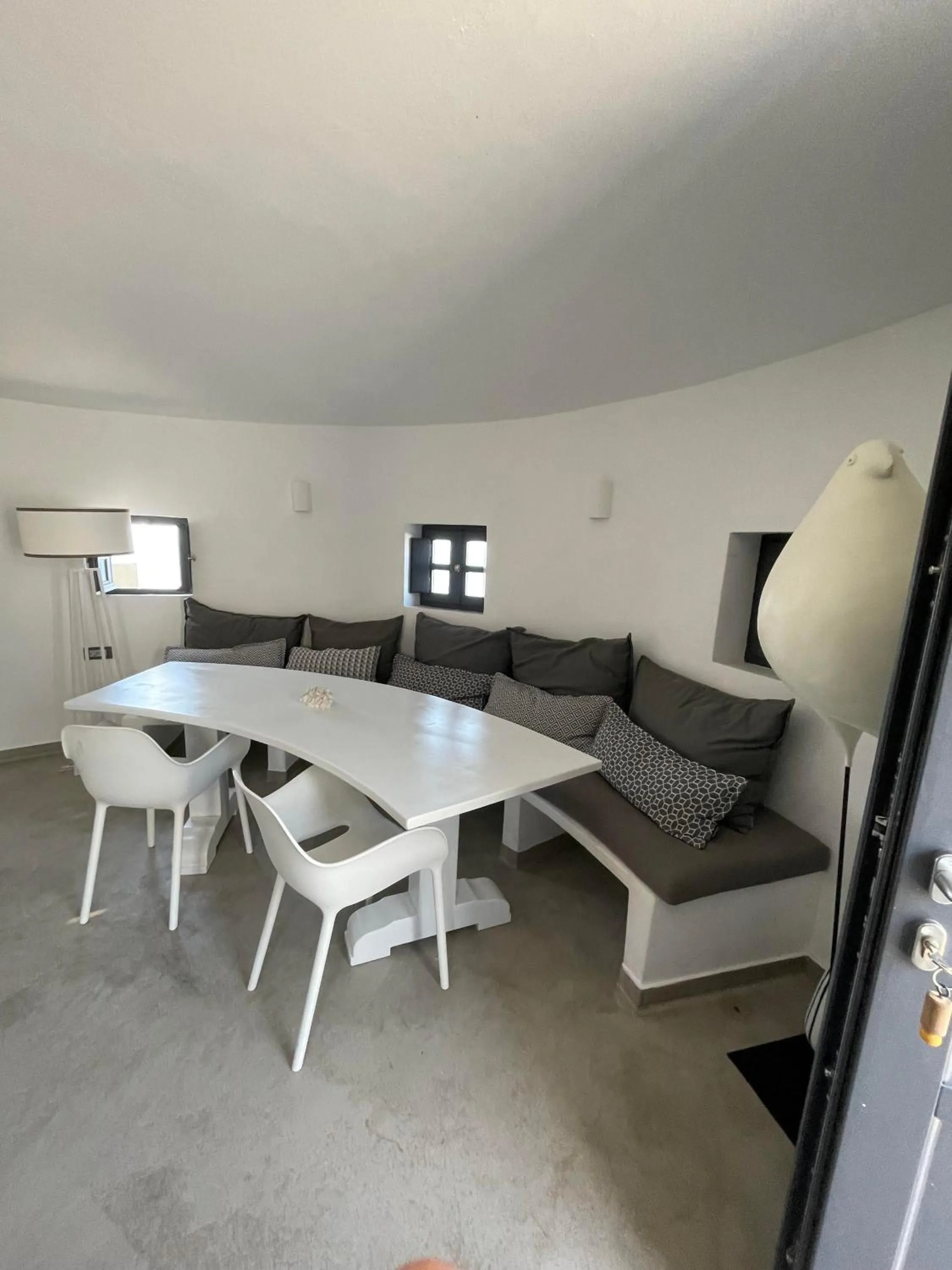 Seating area in Topos Exclusive Santorini