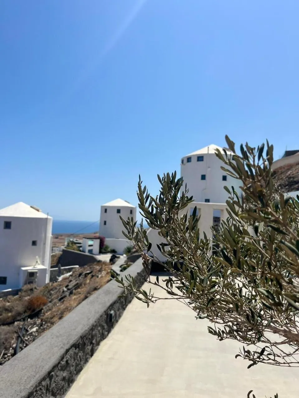 Property building in Topos Exclusive Santorini
