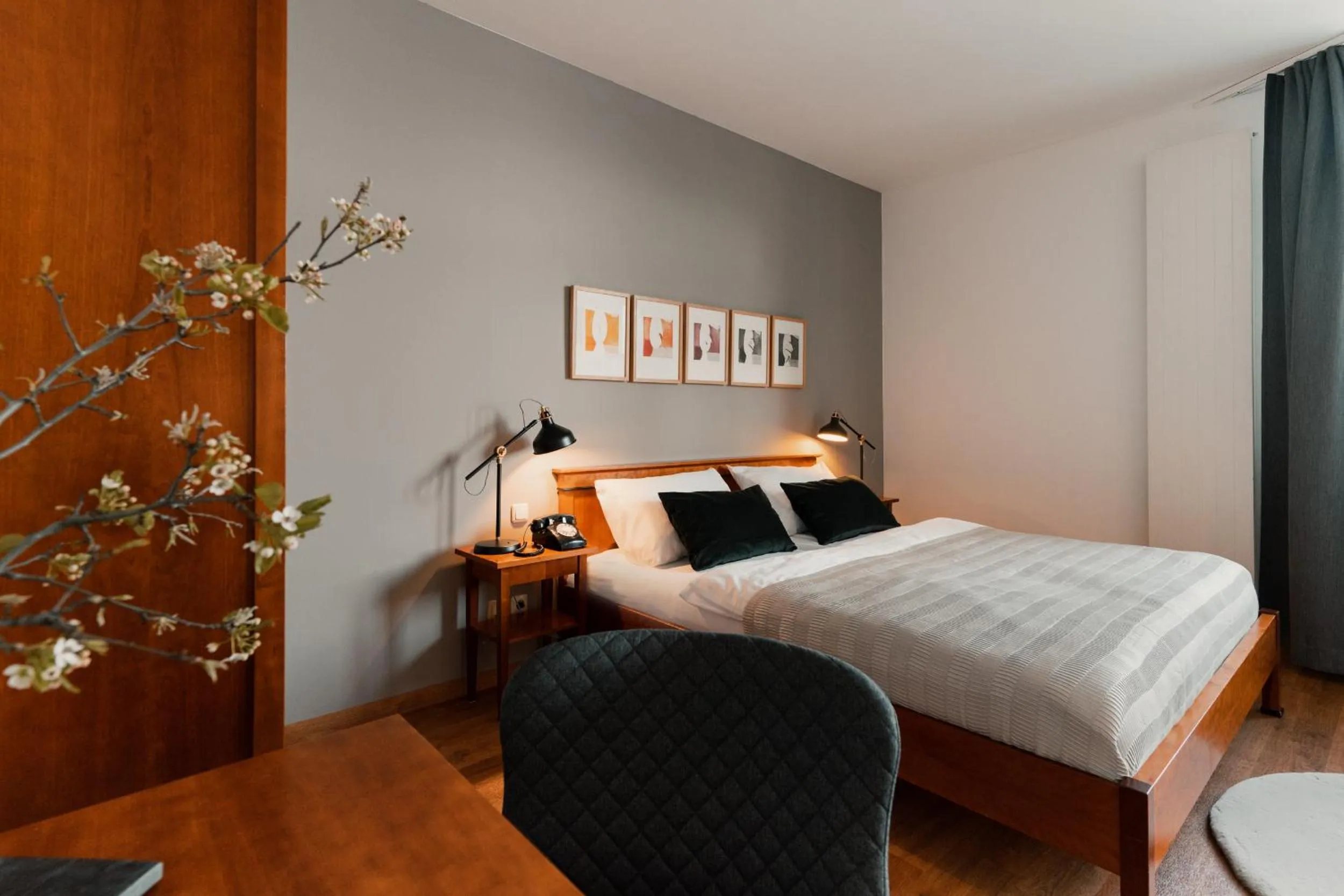 Bed in Hotel Esplanade