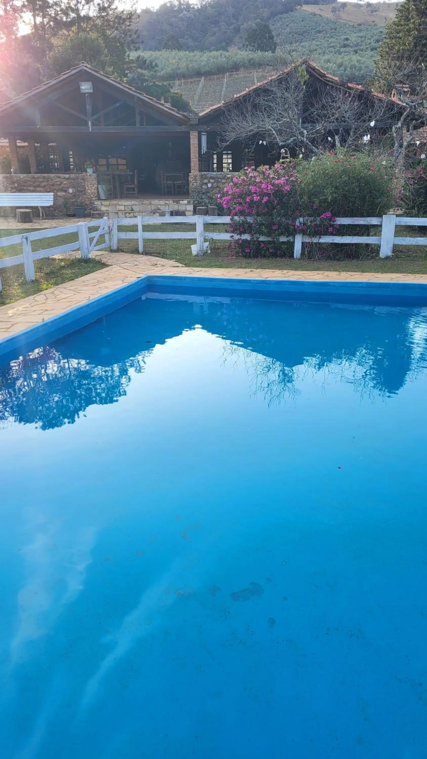 Swimming pool in Fazenda Serra que Chora - Pousada e Restaurante