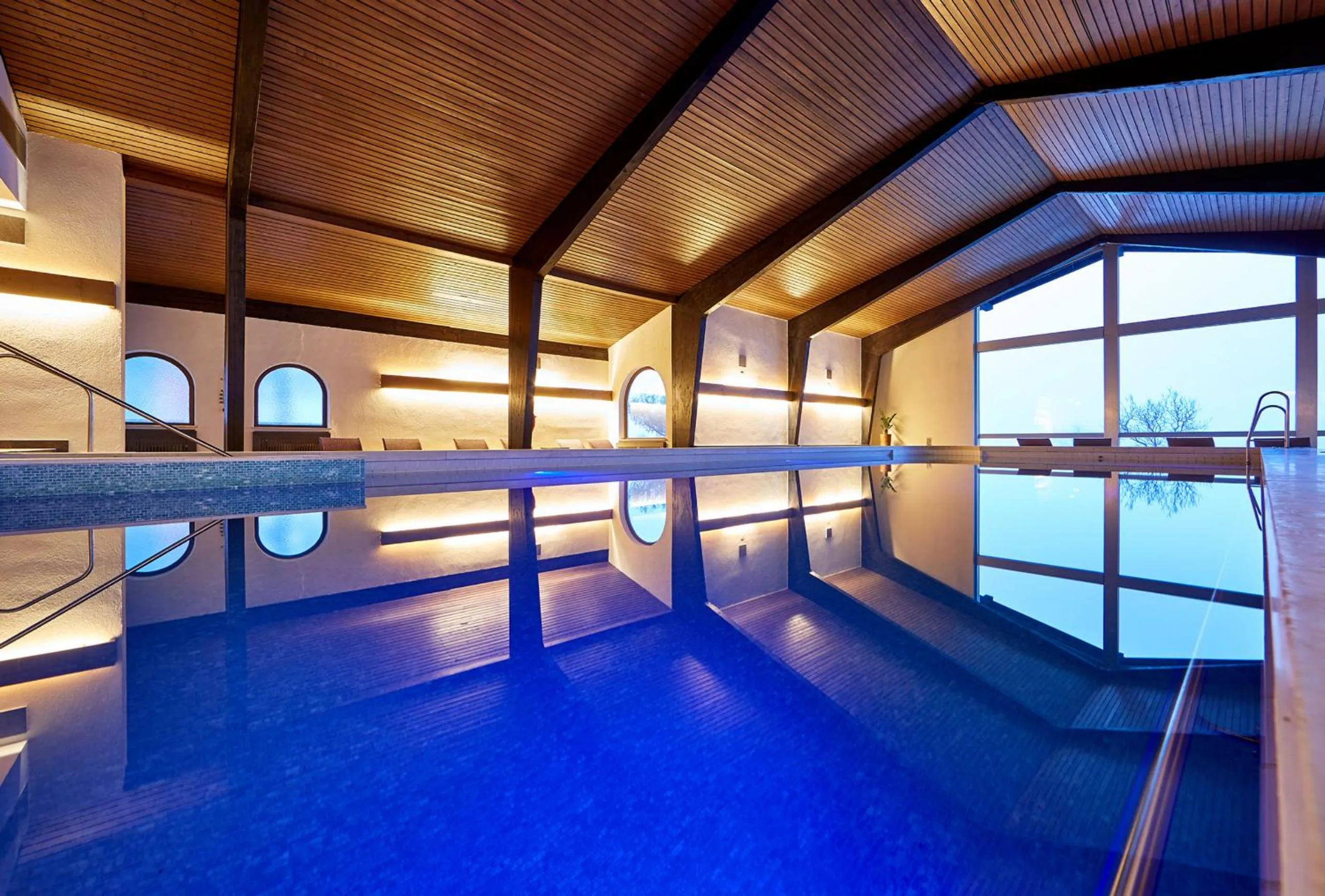 Swimming pool in Hotel Schillingshof