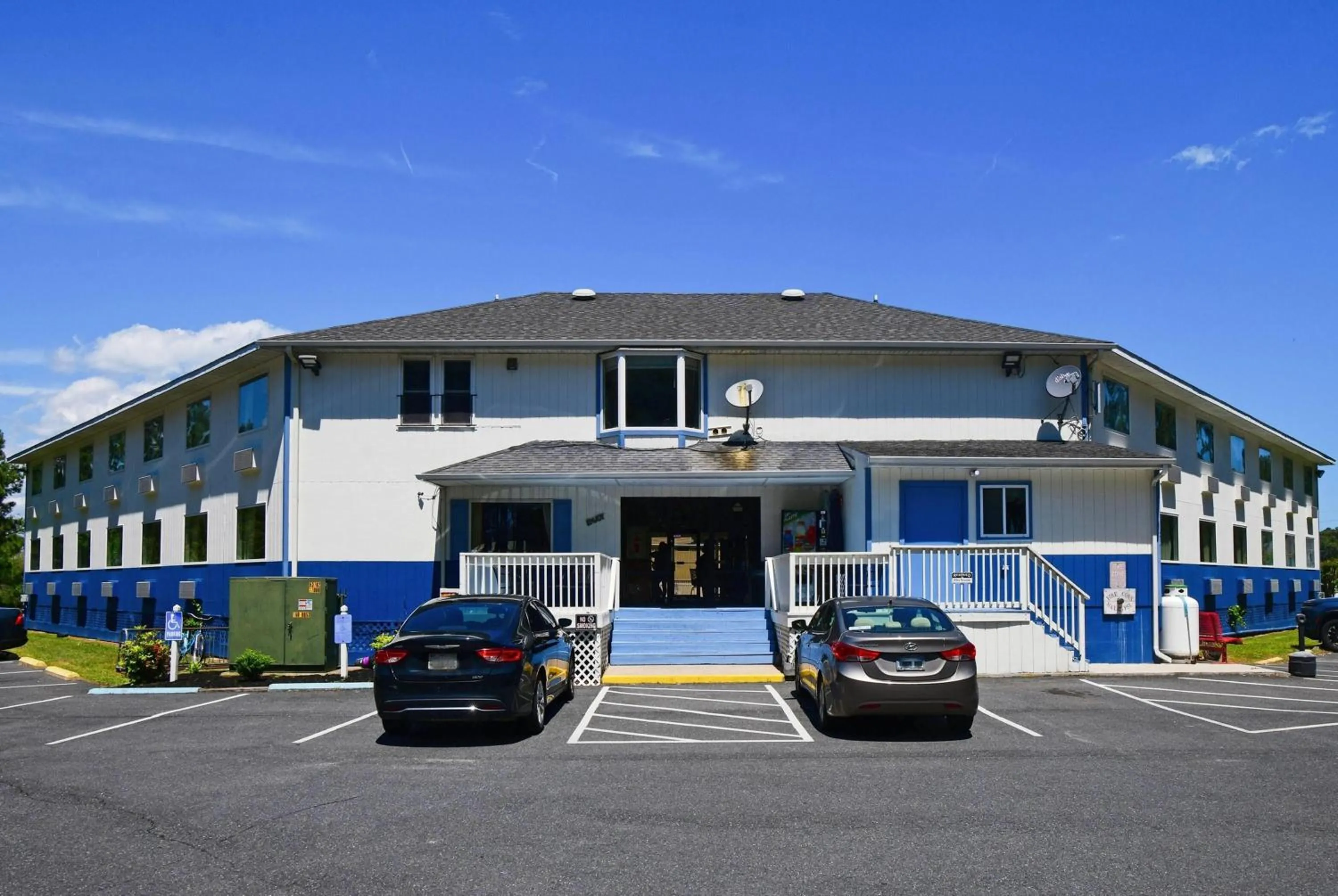 Property building in Days Inn by Wyndham Chincoteague Island