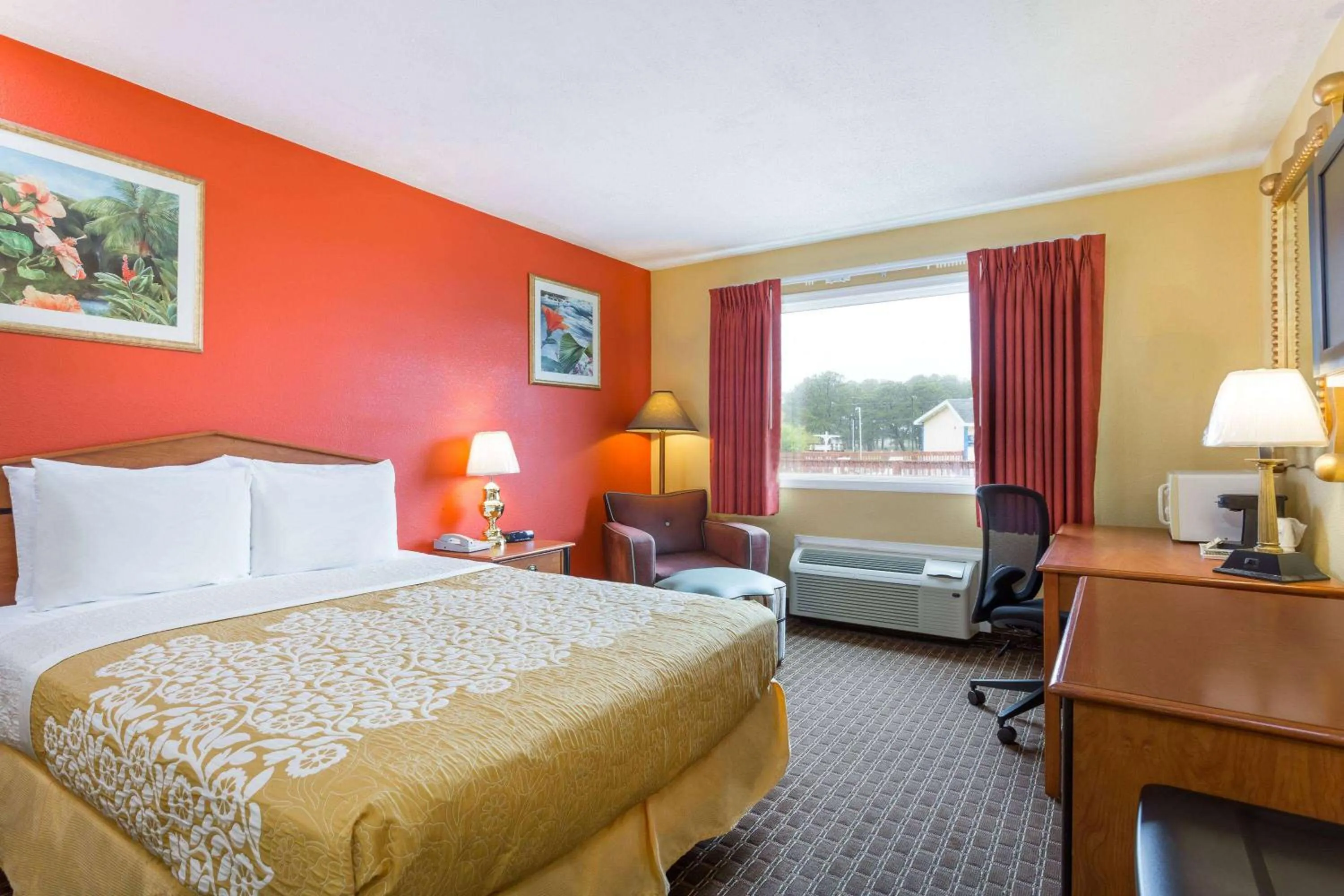 Photo of the whole room, Bed in Days Inn by Wyndham Chincoteague Island
