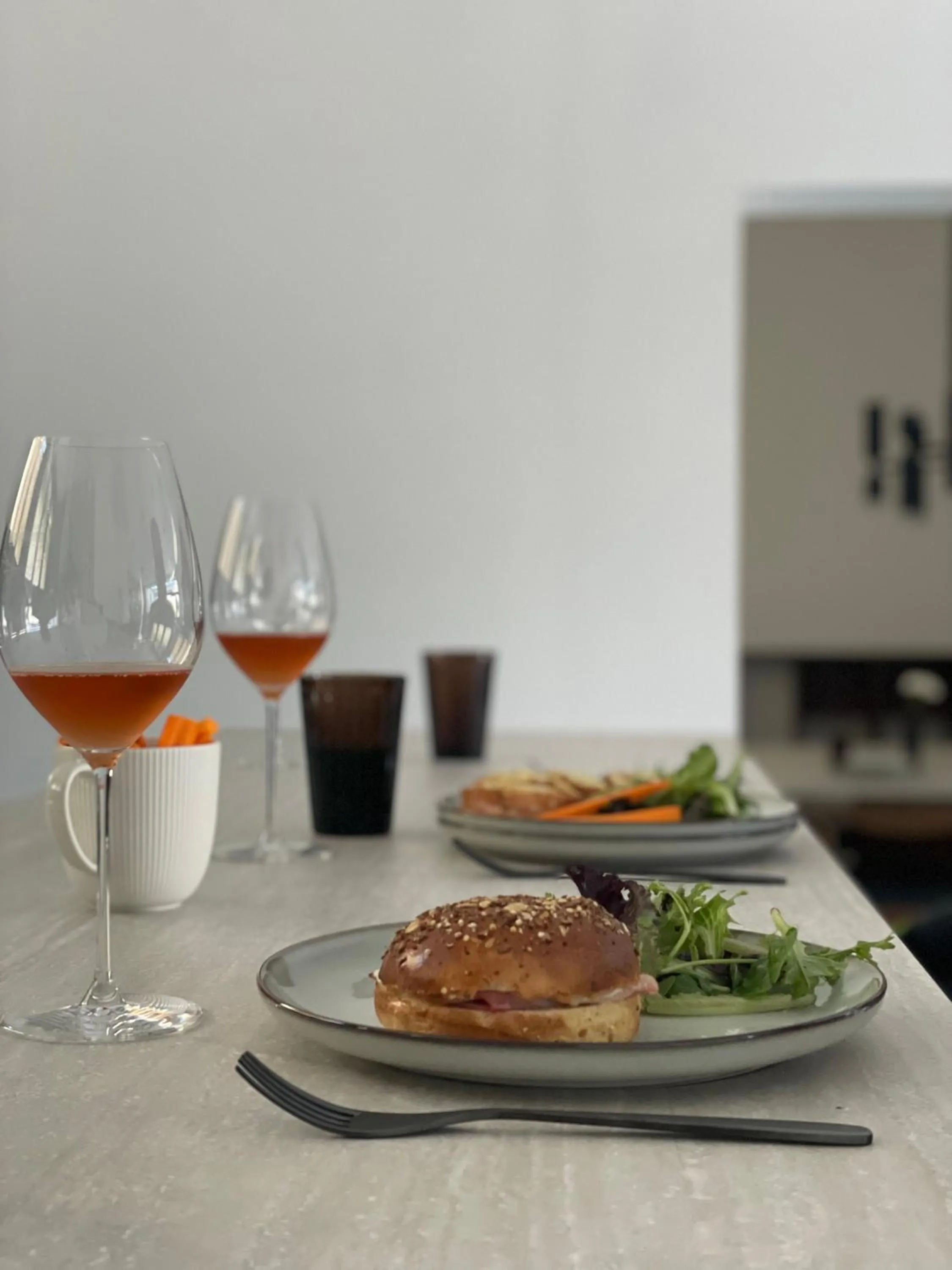 Restaurant/places to eat in Les Cépages