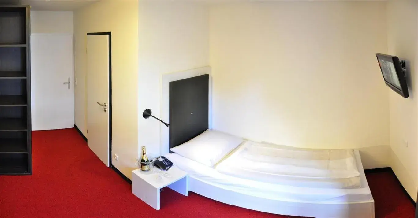 Single Room in Amiga Hotel München Messe Single Room in Amiga Hotel München Messe