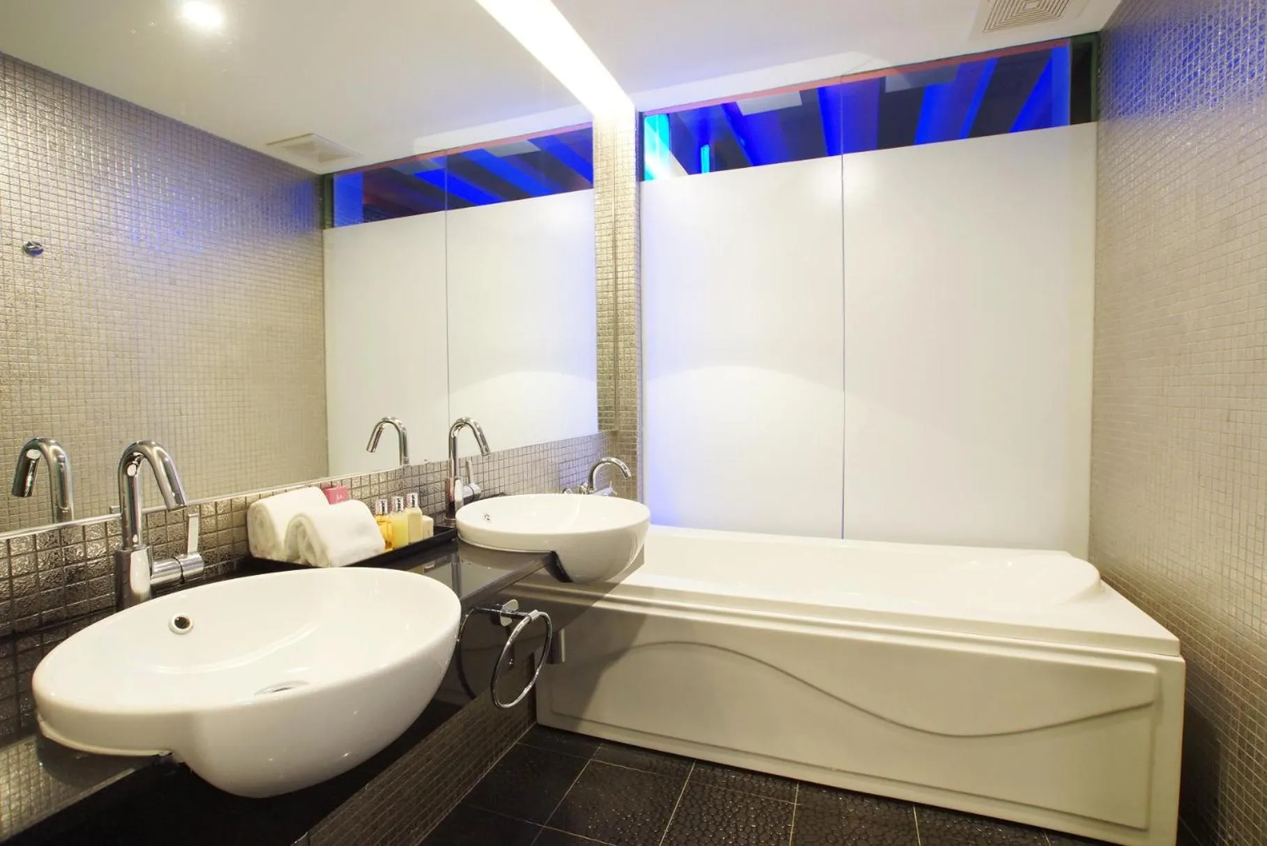 Bathroom in Kingston Hotel 3 - Kuala Lumpur