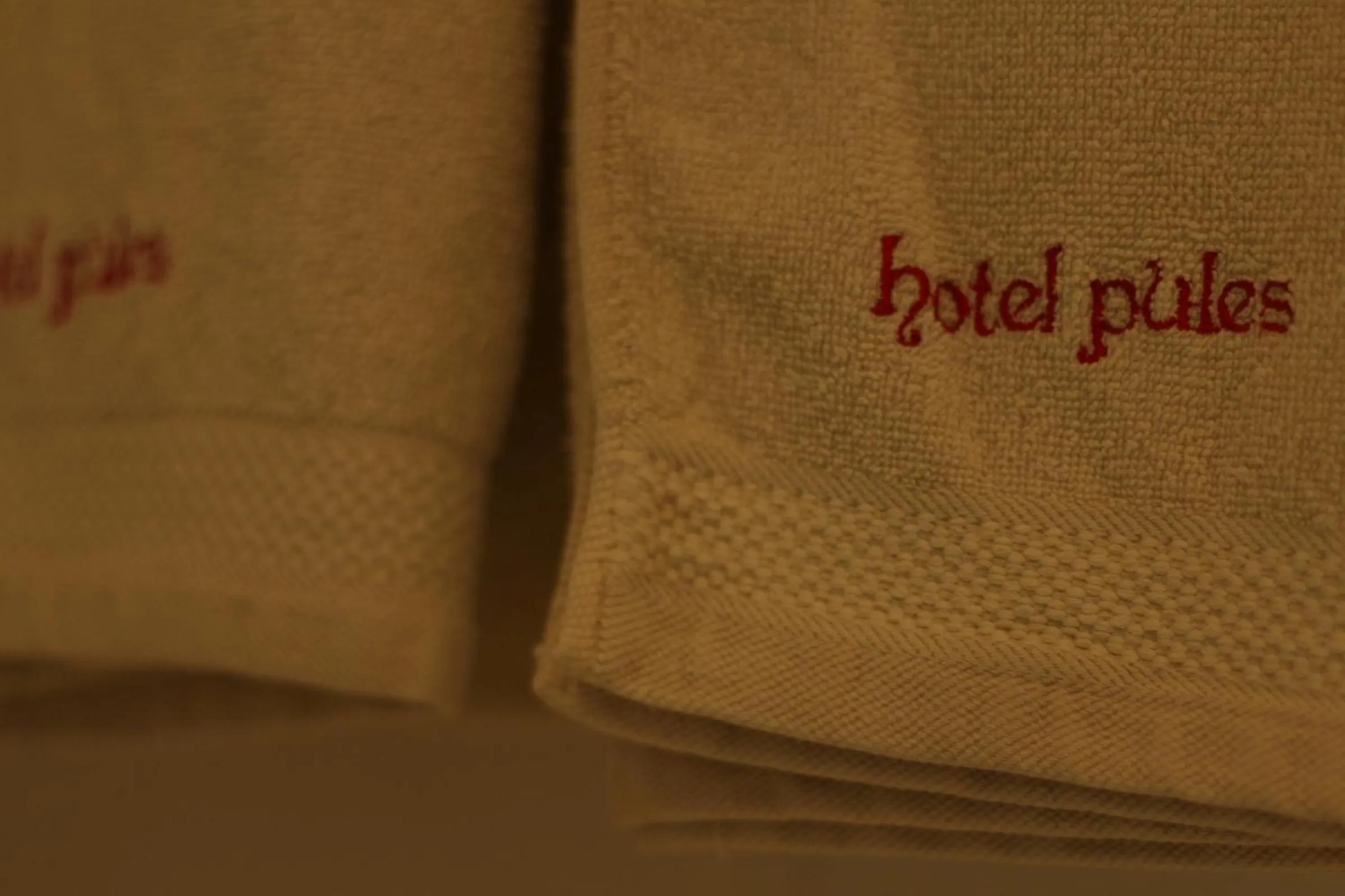 Bathroom in Hotel Pules