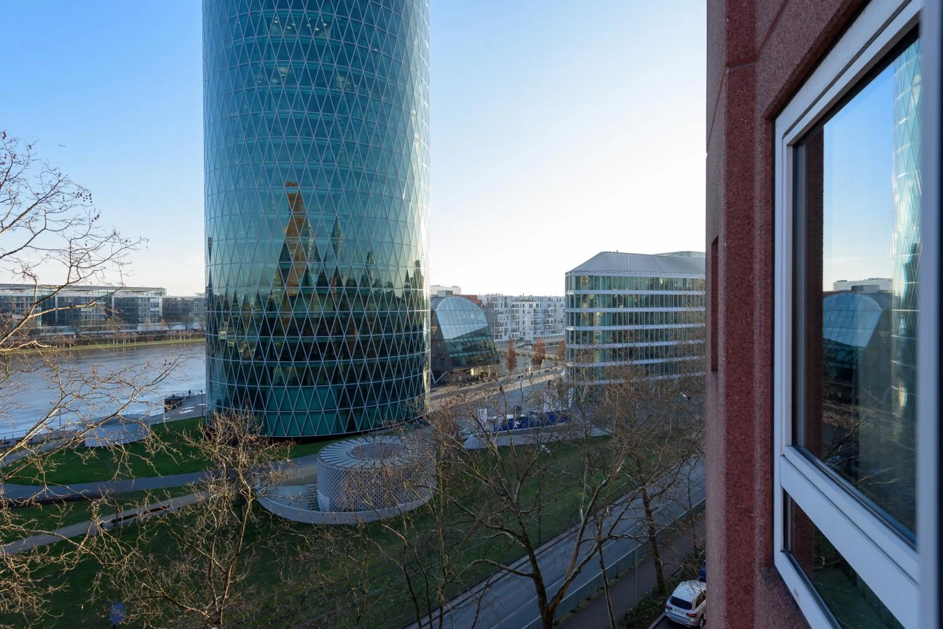 River view in ibis Frankfurt Centrum