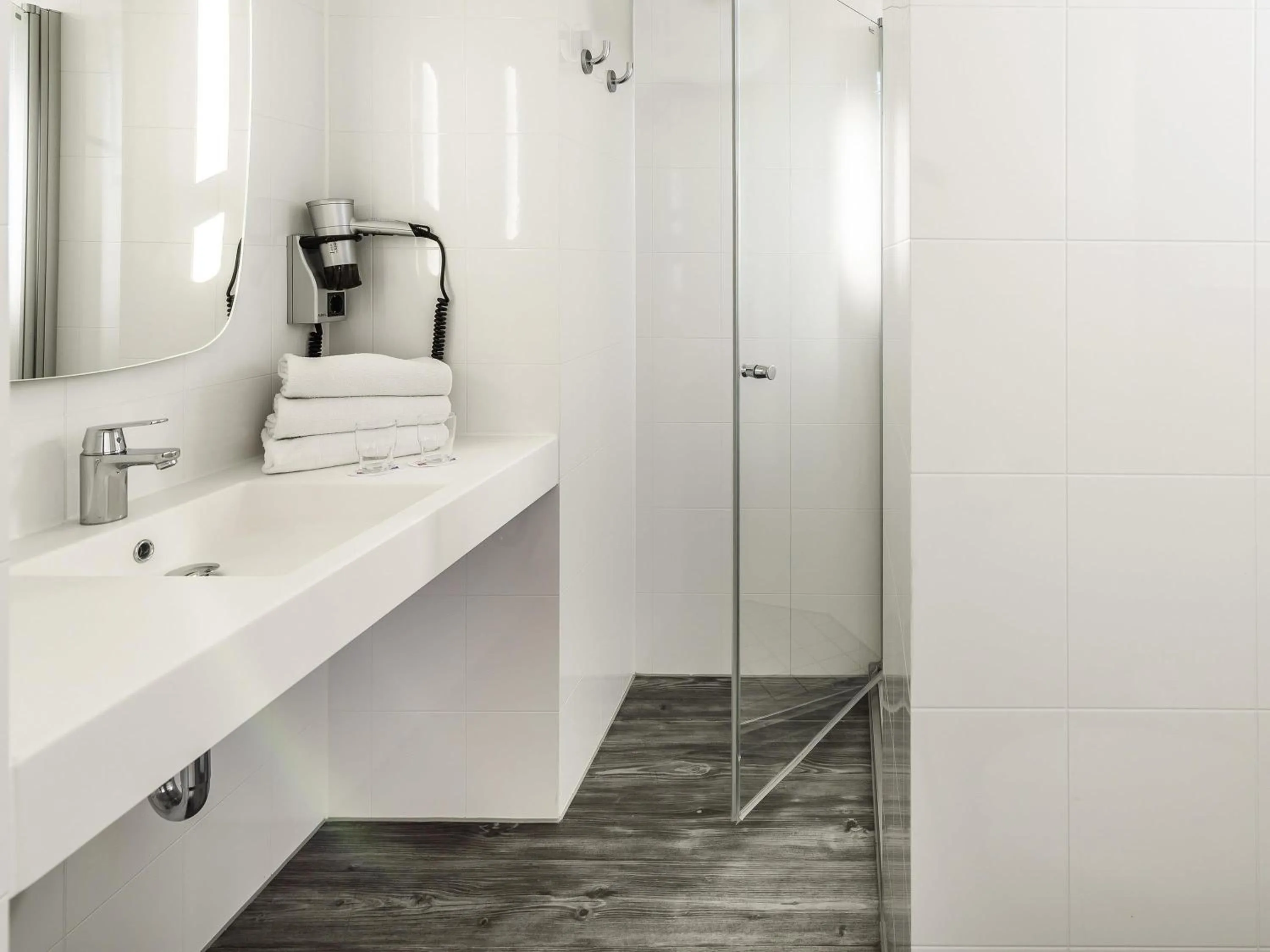 Bedroom in ibis Frankfurt Centrum